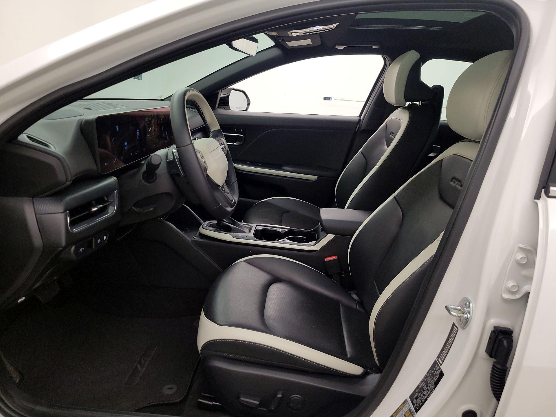 Thumbnail: 2025 Kia K4 - 11