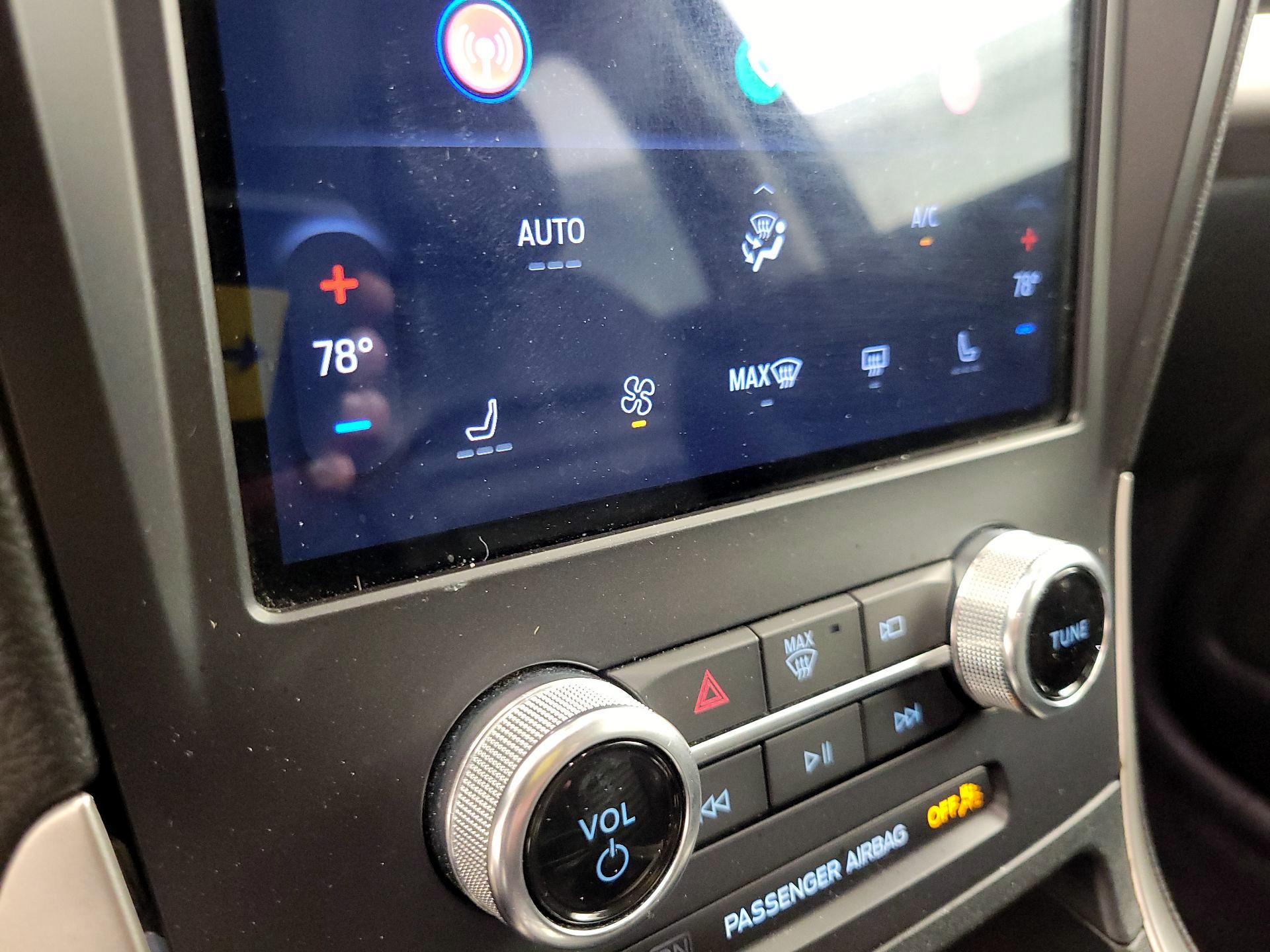 Thumbnail: 2024 Ford Edge - 16