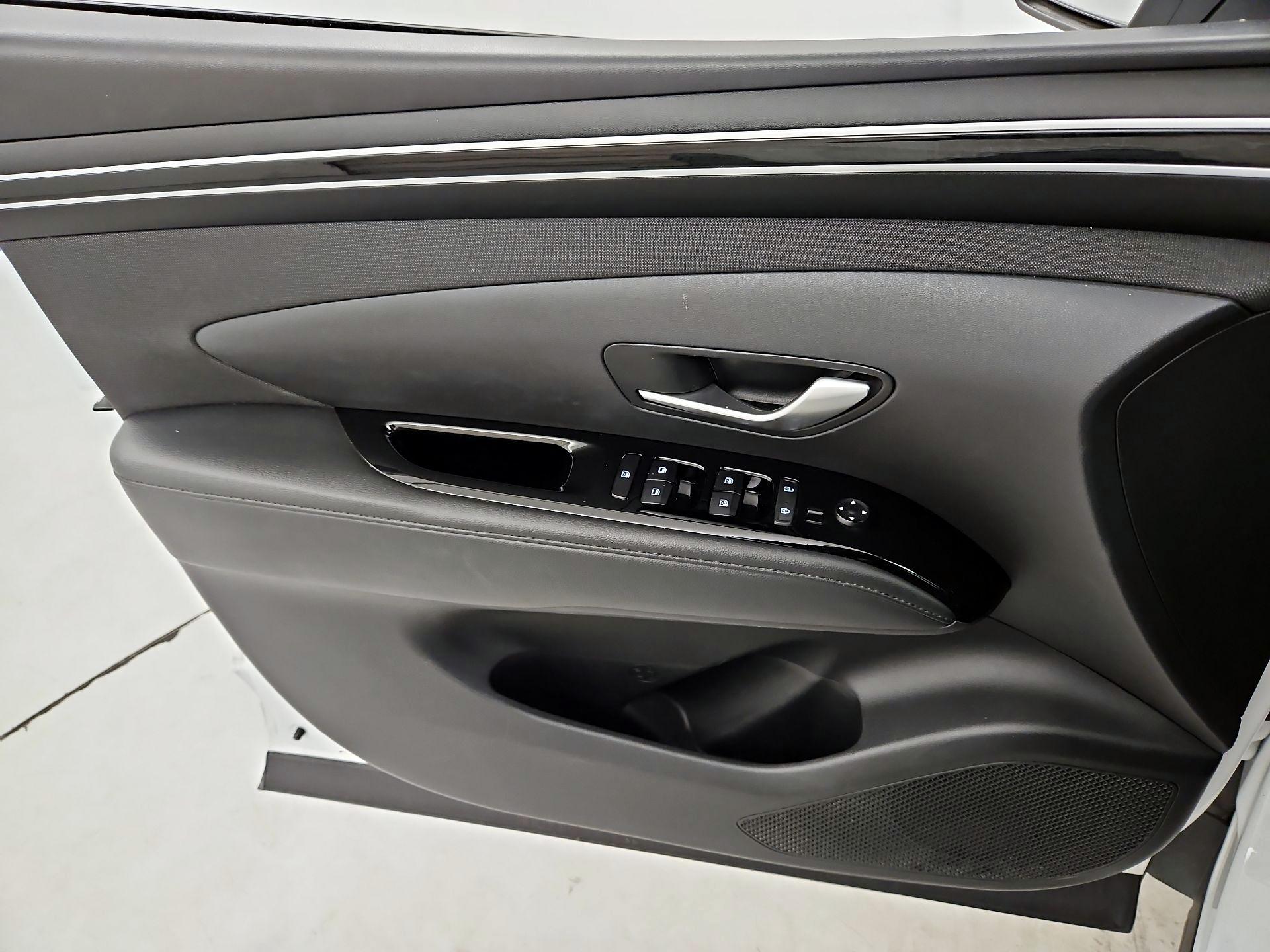 Thumbnail: 2022 Hyundai Tucson - 12