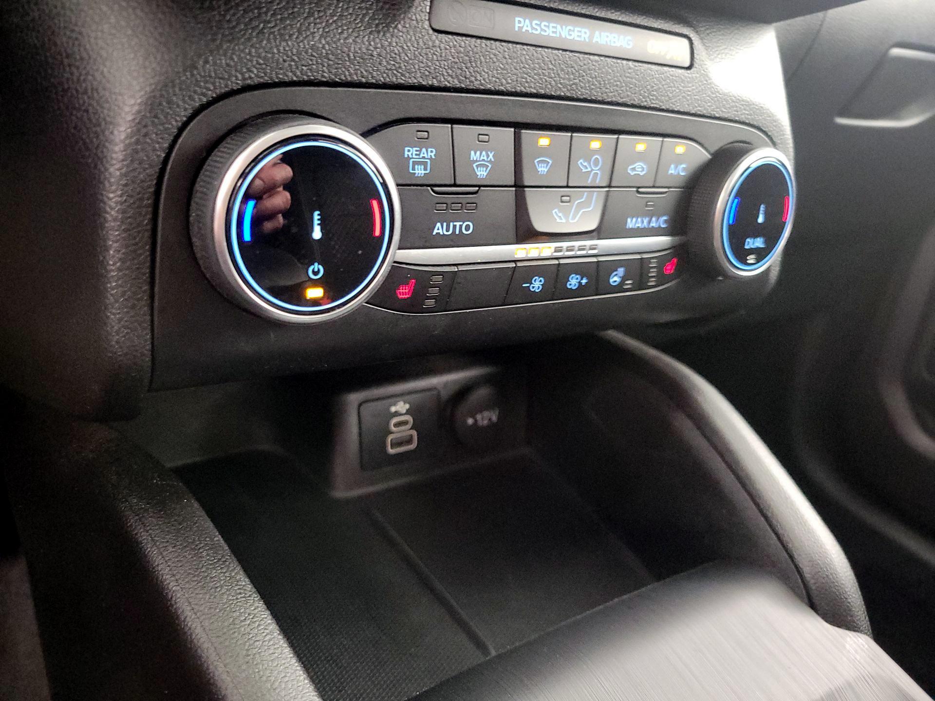 Thumbnail: 2024 Ford Escape - 16