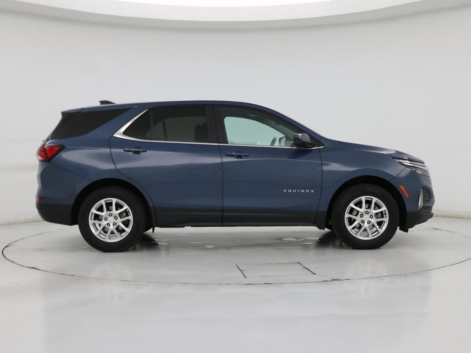 2024 Chevrolet Equinox LT - Photo 8