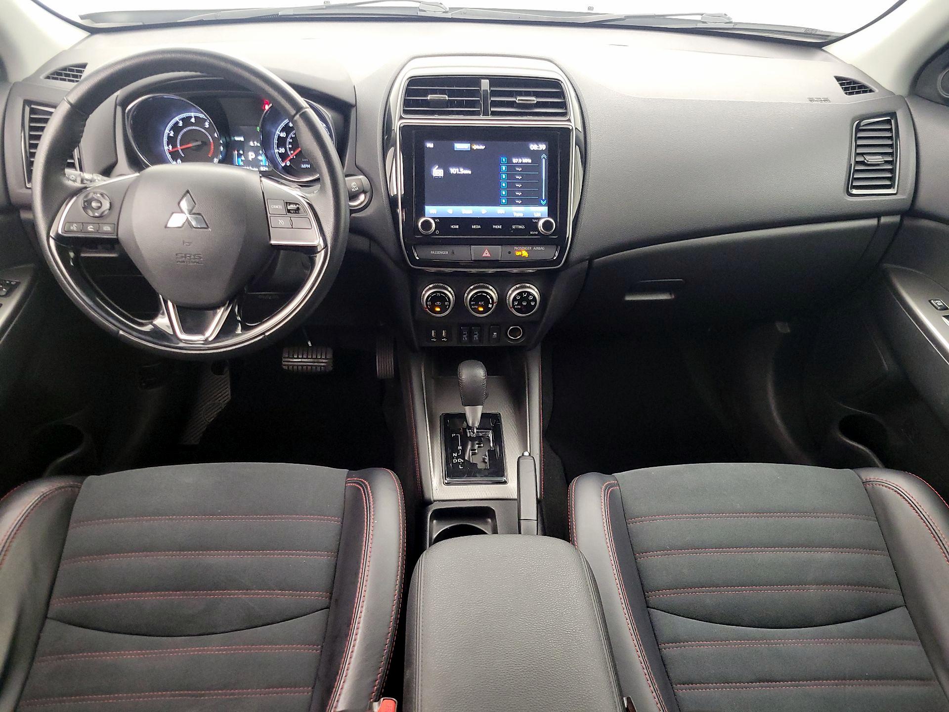 Thumbnail: 2024 Mitsubishi Outlander Sport - 9