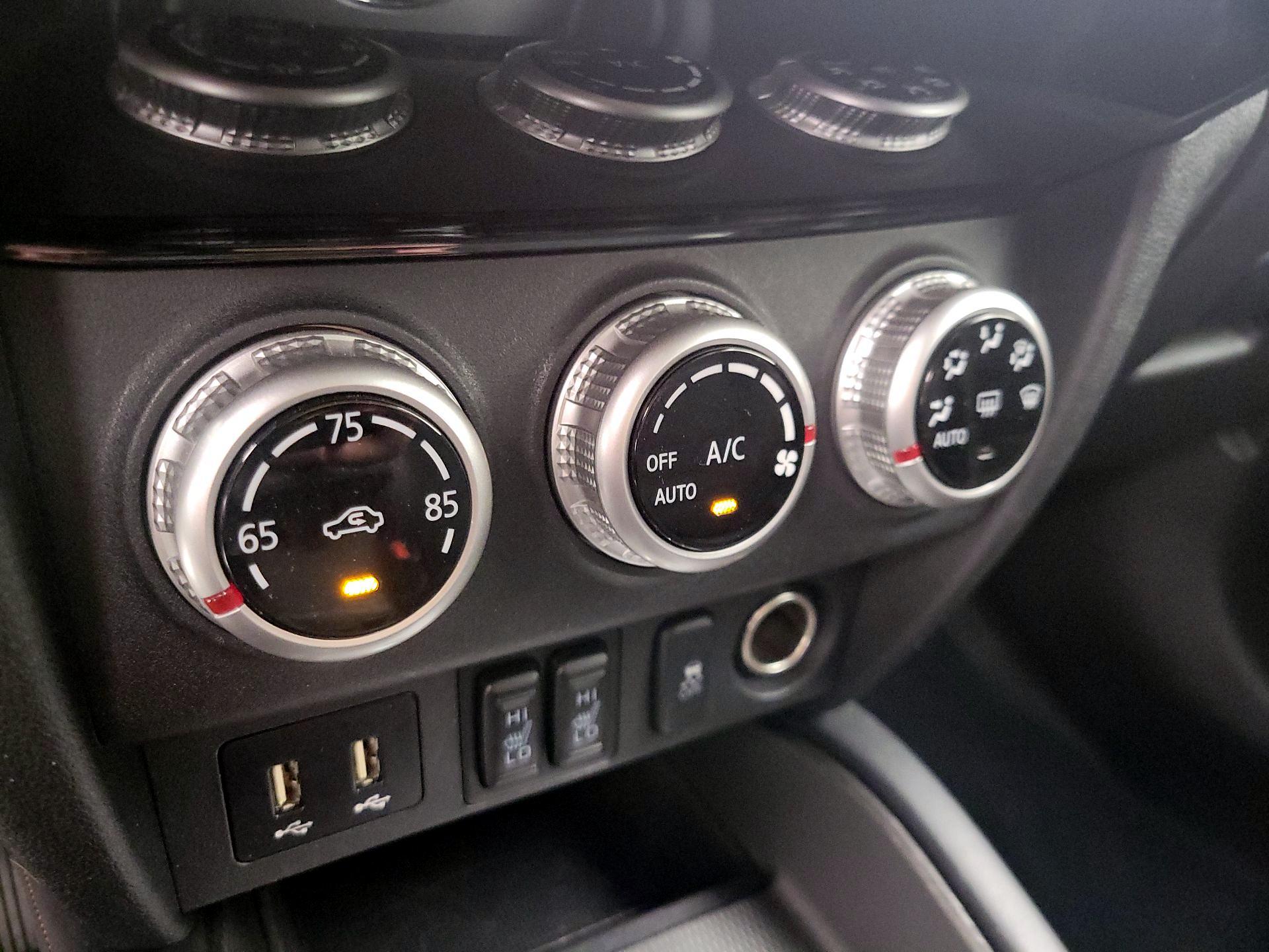 Thumbnail: 2024 Mitsubishi Outlander Sport - 16