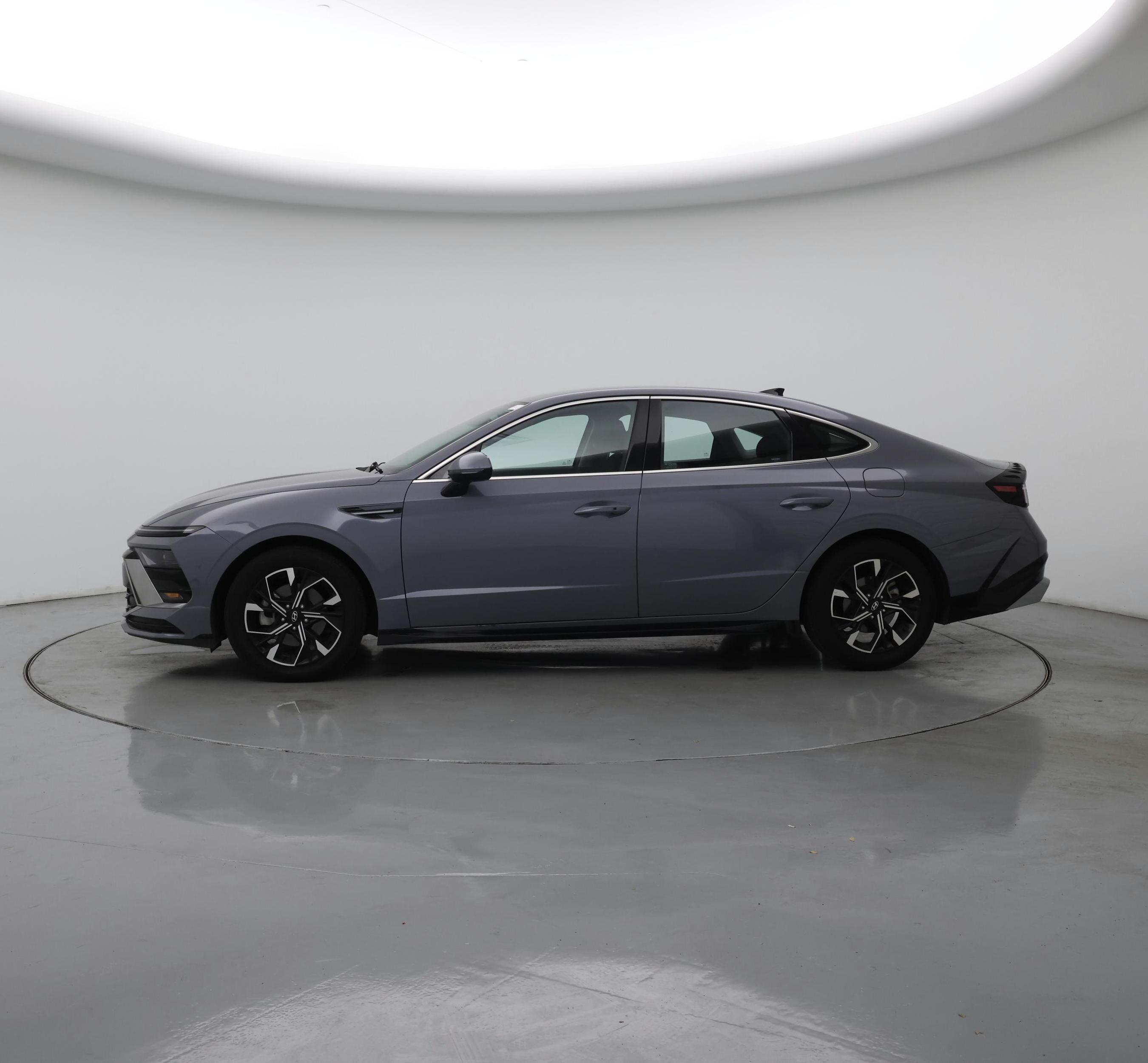 Thumbnail: 2024 Hyundai Sonata - 3