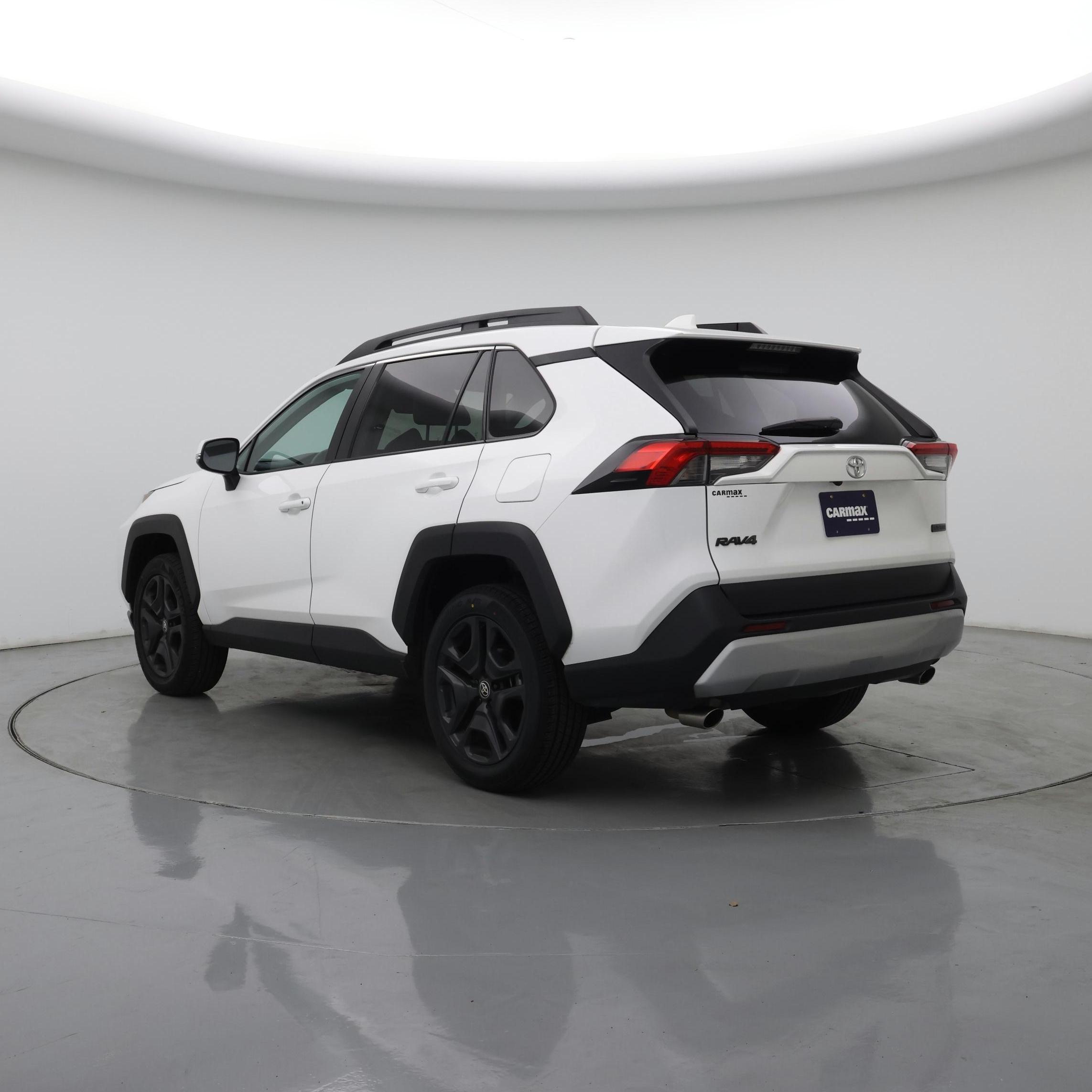 Thumbnail: 2024 Toyota RAV4 - 2