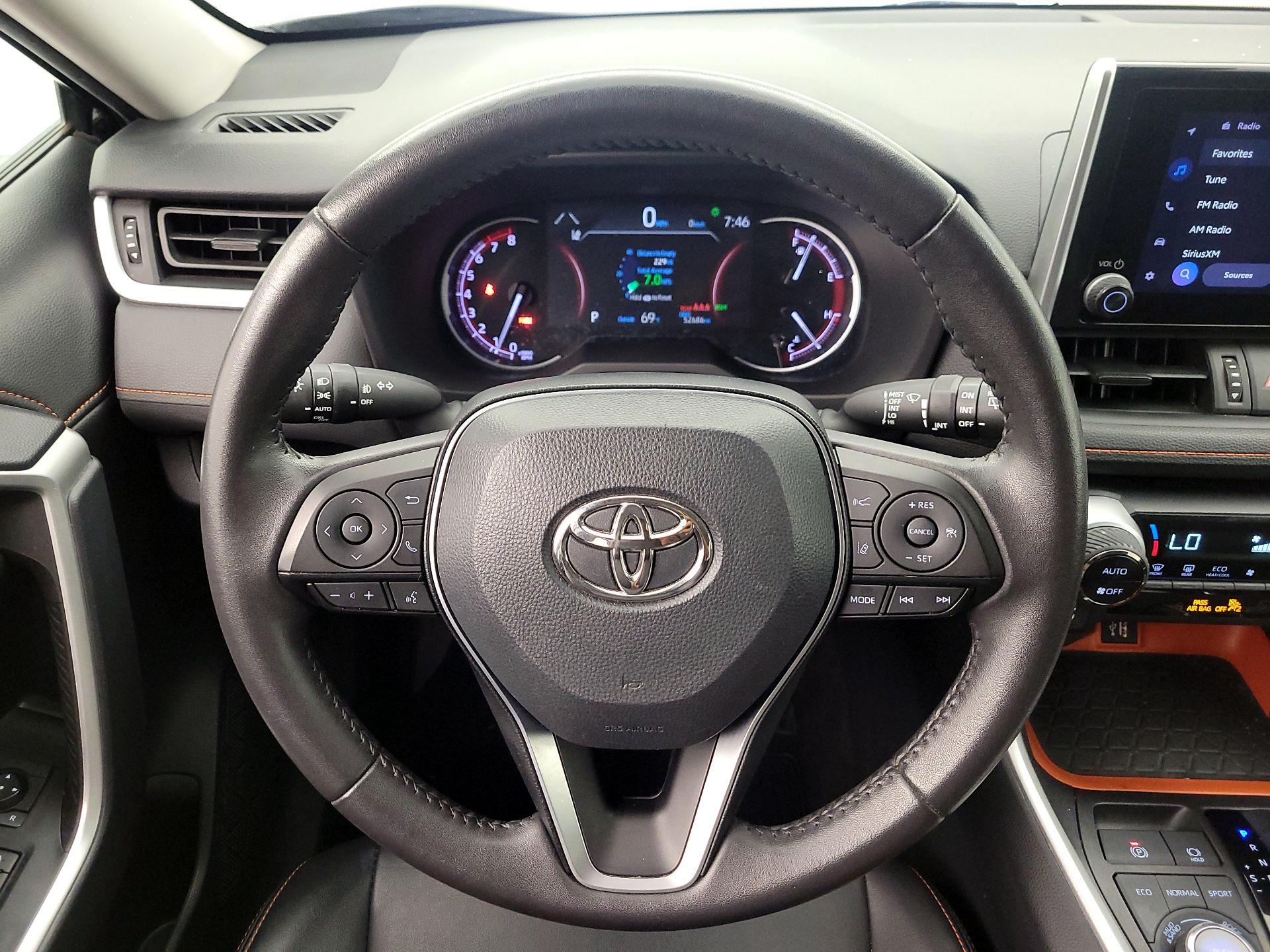 Thumbnail: 2024 Toyota RAV4 - 10