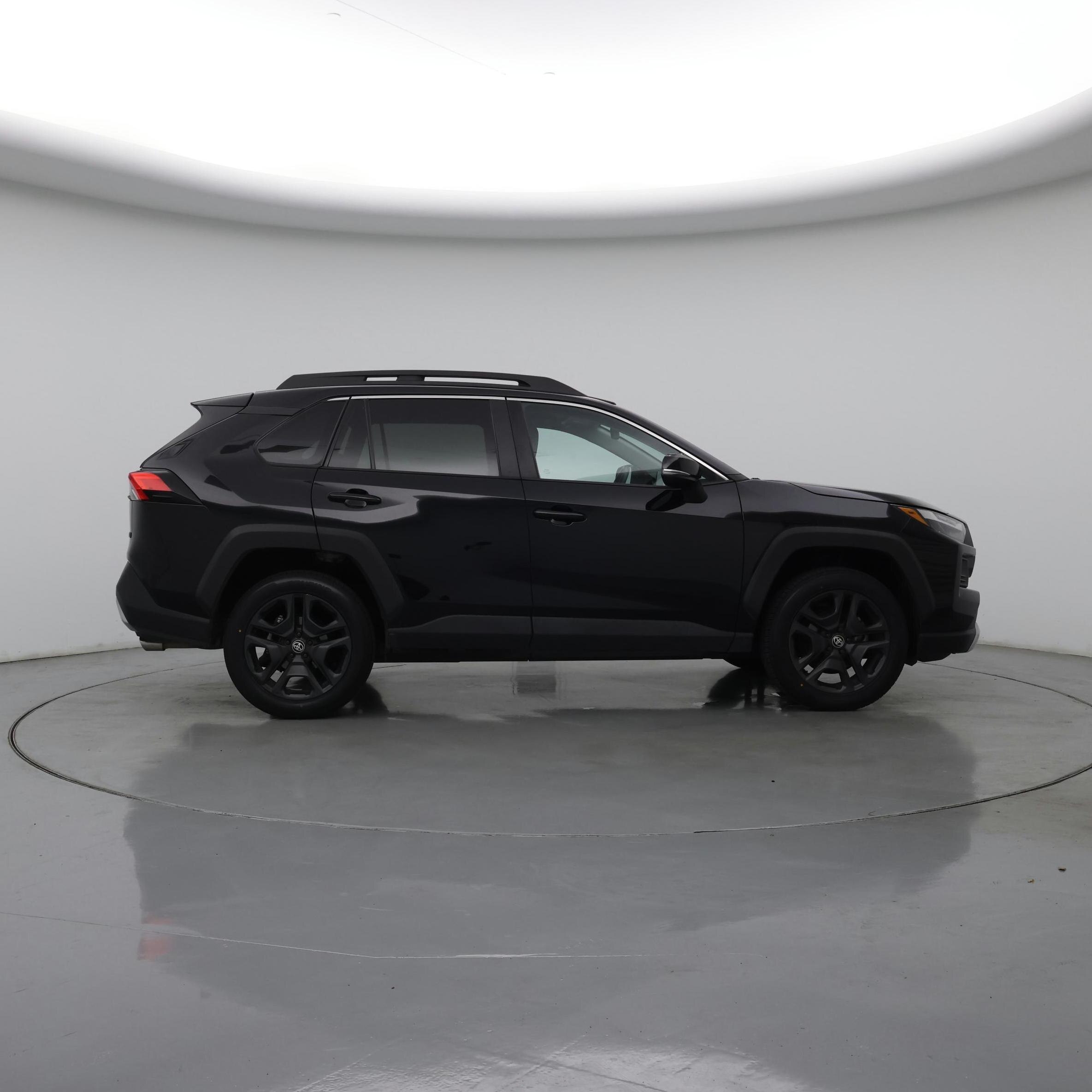 Thumbnail: 2024 Toyota RAV4 - 7