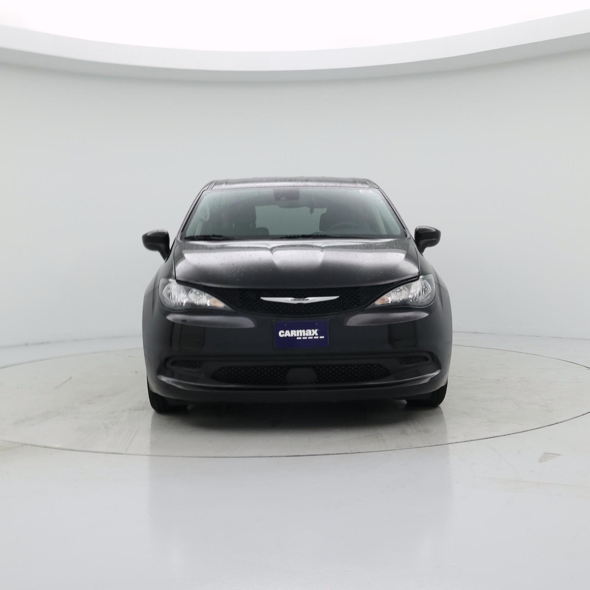 Thumbnail: 2023 Chrysler Voyager - 5