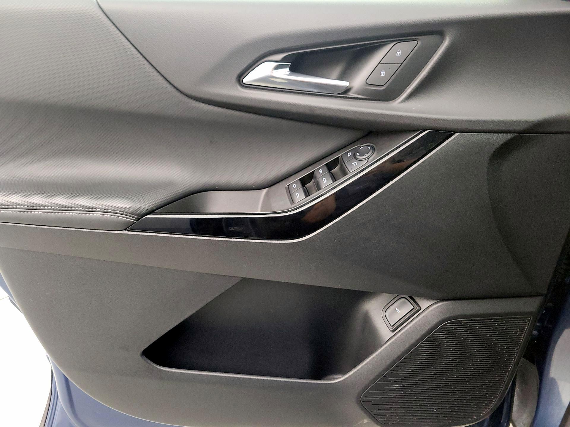 Thumbnail: 2025 Chevrolet Equinox - 12