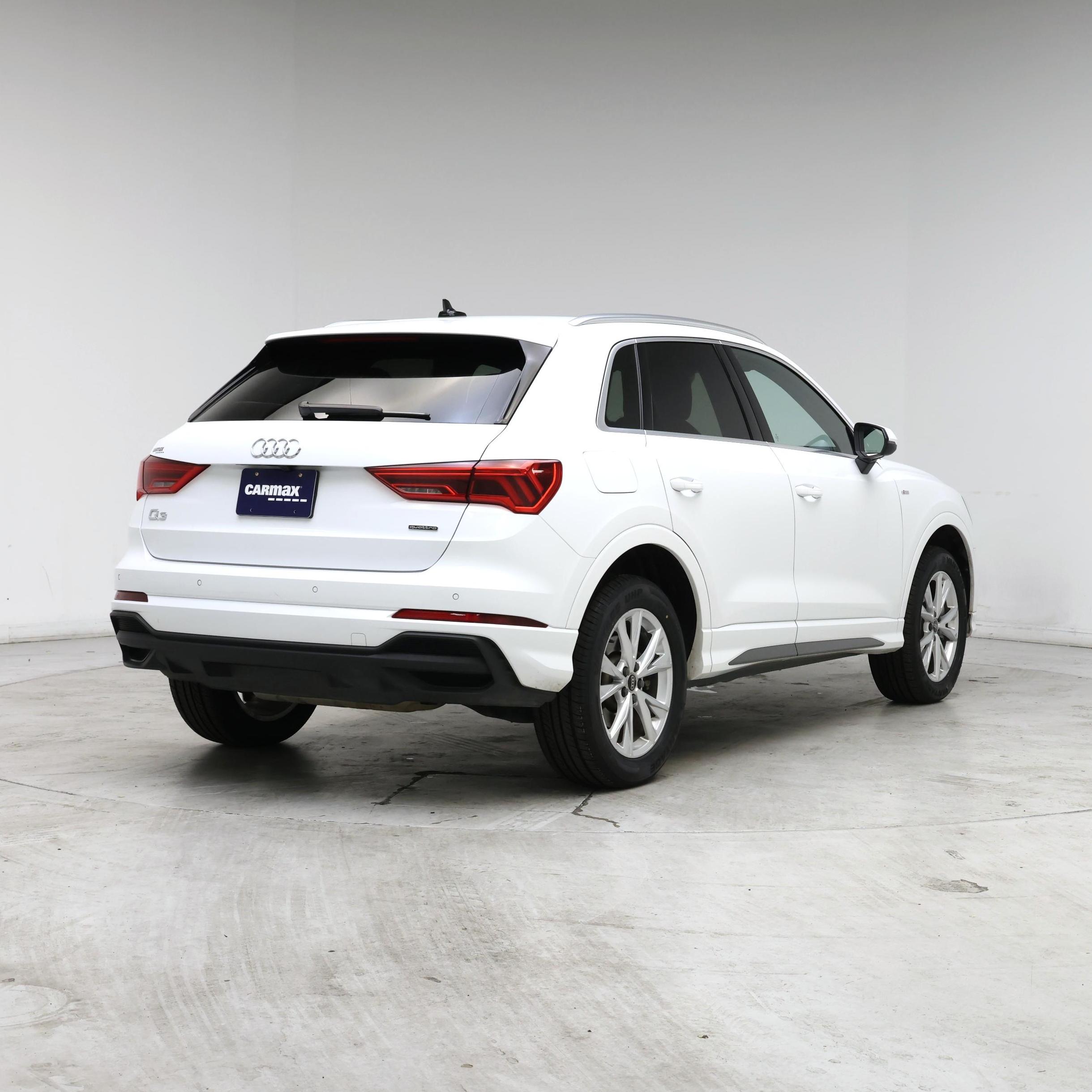 Thumbnail: 2025 Audi Q3 - 8