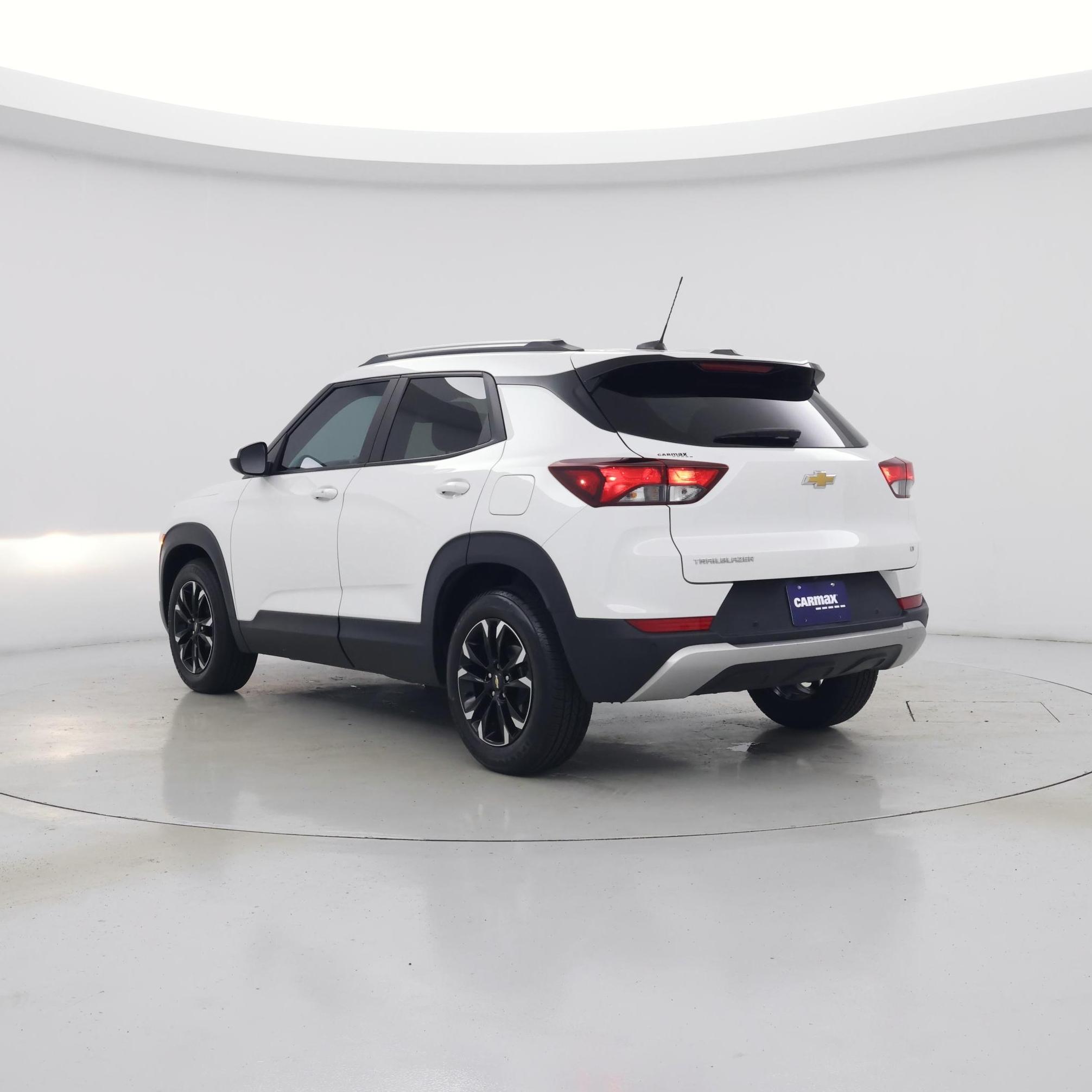 Thumbnail: 2023 Chevrolet TrailBlazer - 2
