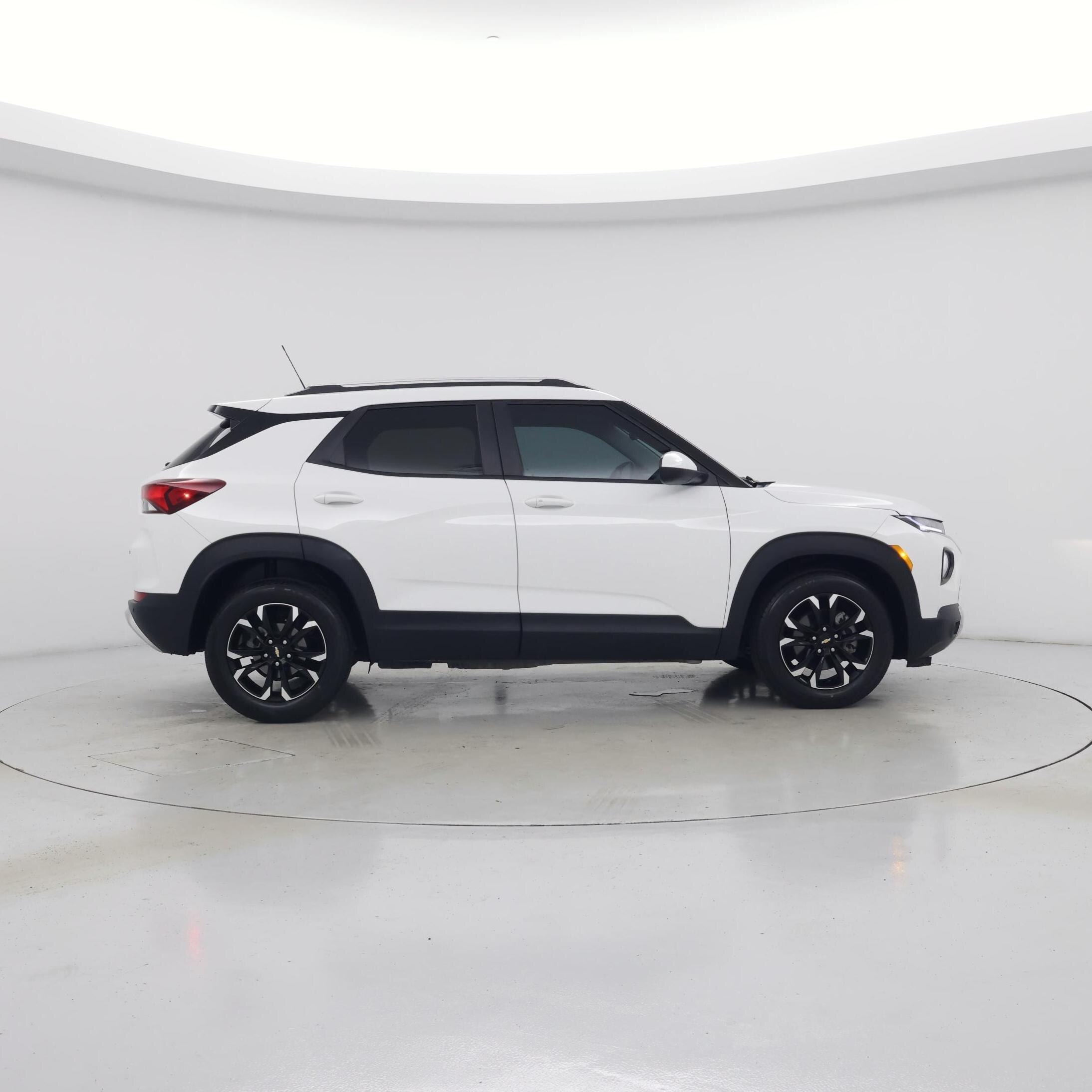 Thumbnail: 2023 Chevrolet TrailBlazer - 7