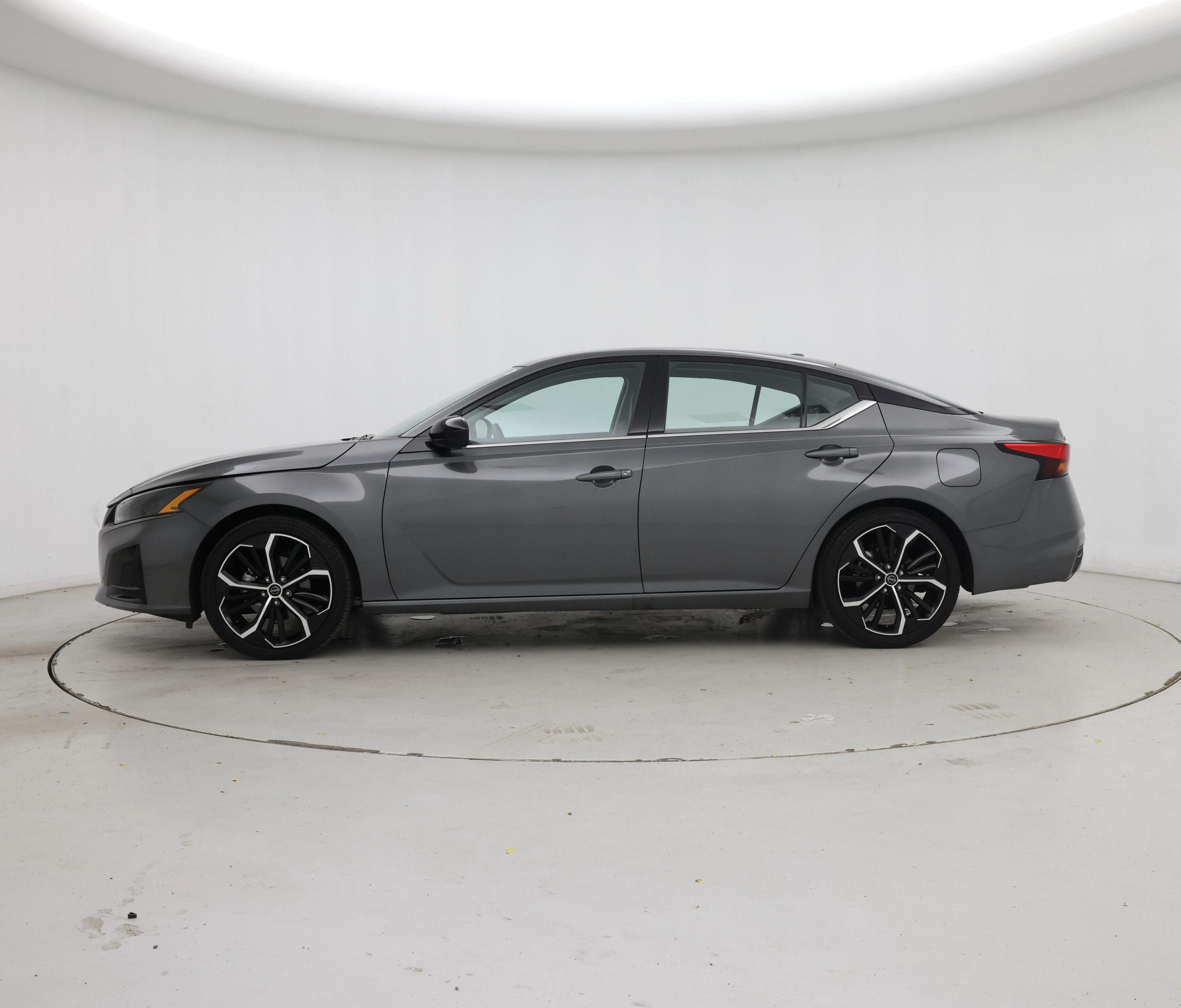 Thumbnail: 2025 Nissan Altima - 3
