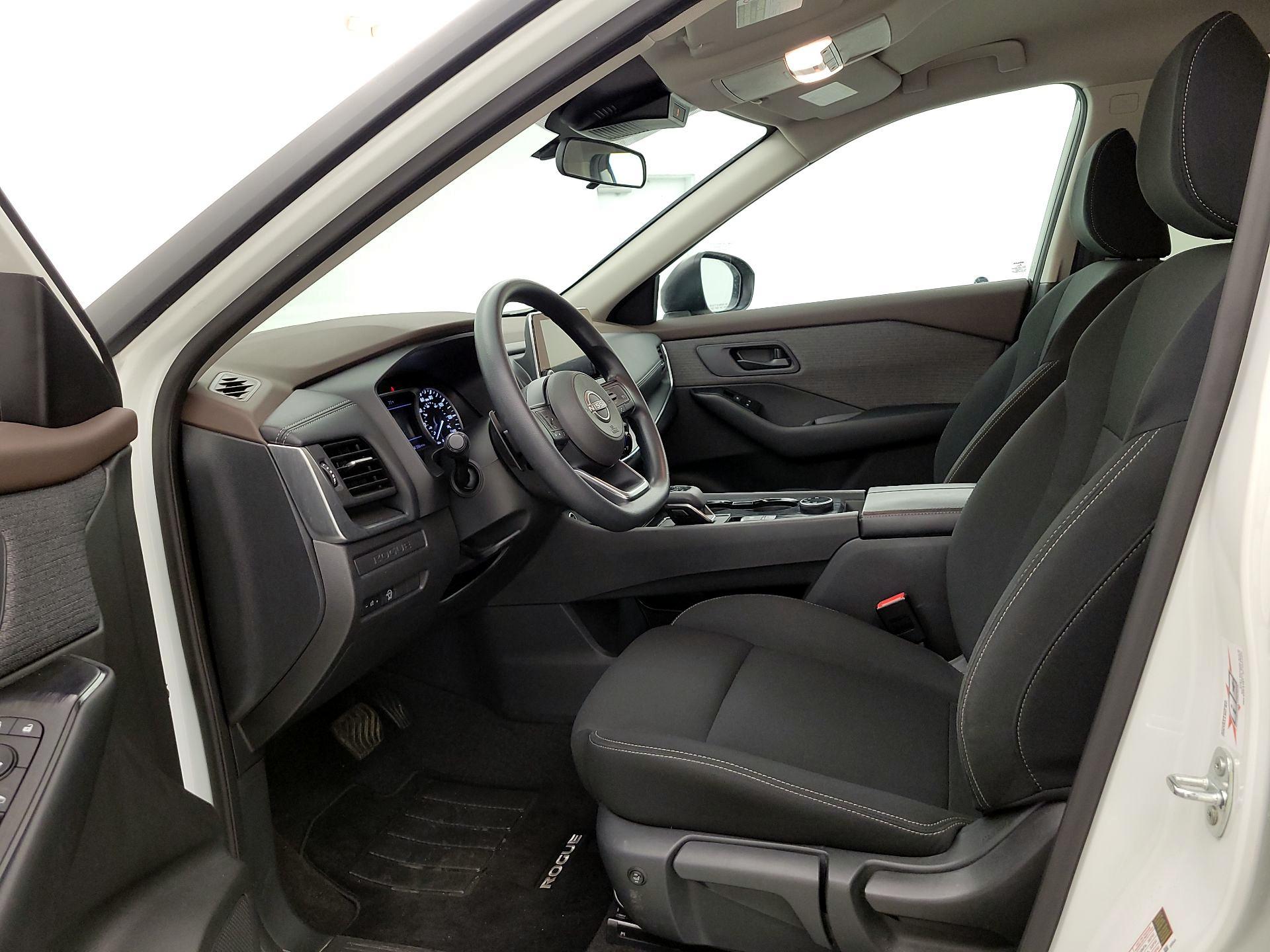 Thumbnail: 2023 Nissan Rogue - 11