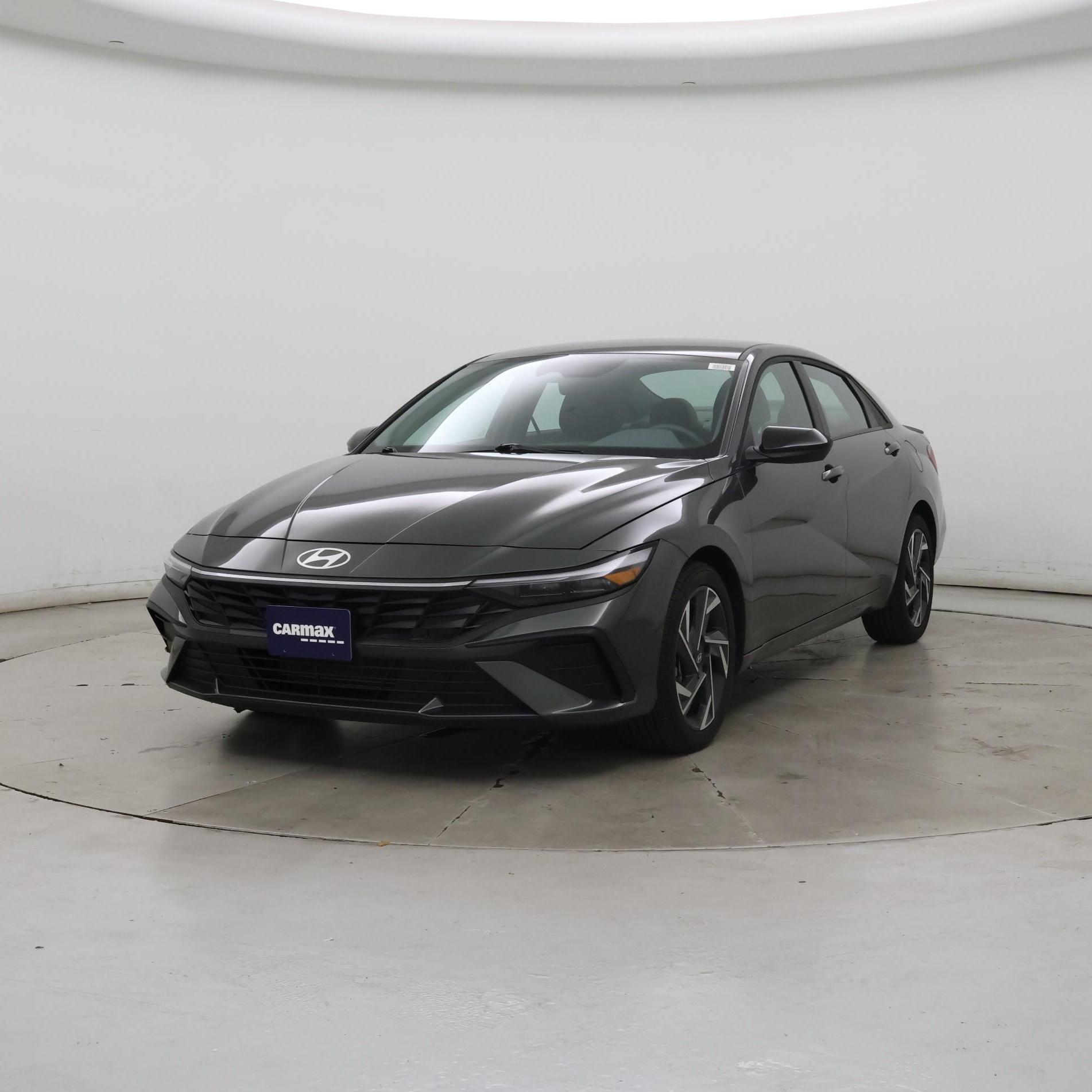 Thumbnail: 2025 Hyundai Elantra - 4