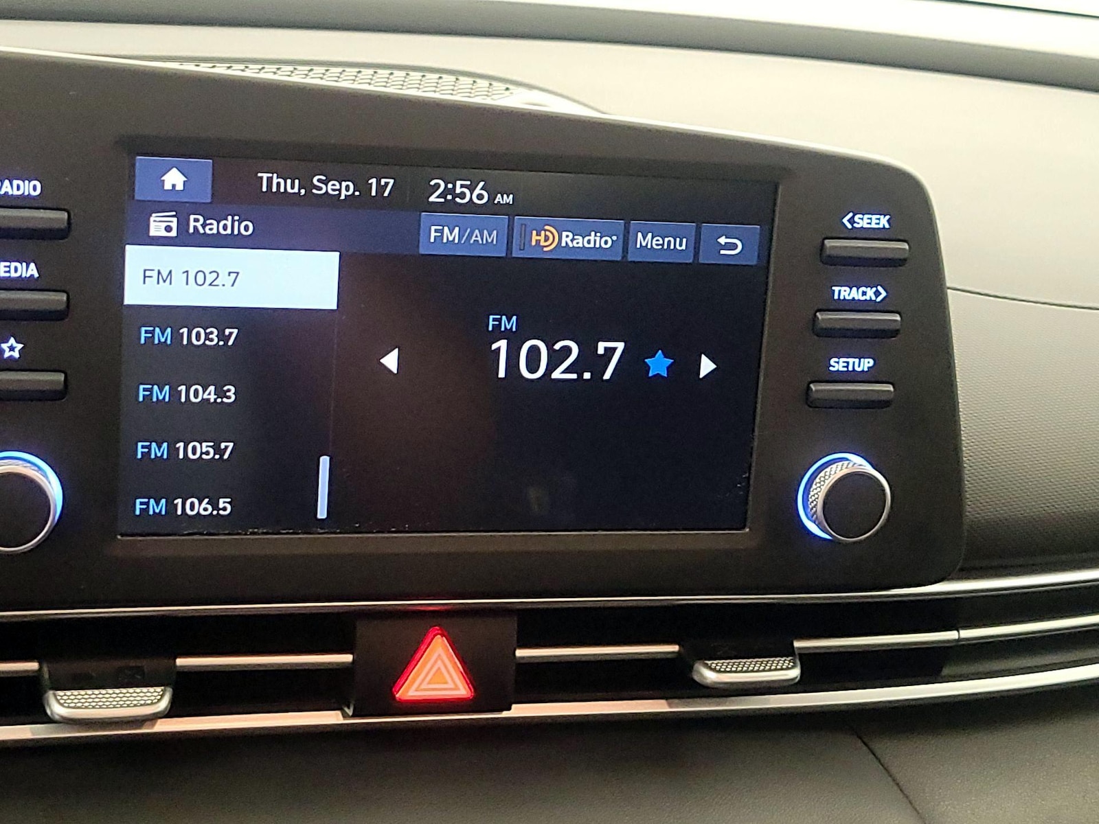 2025 Hyundai Elantra Blue - Photo 16