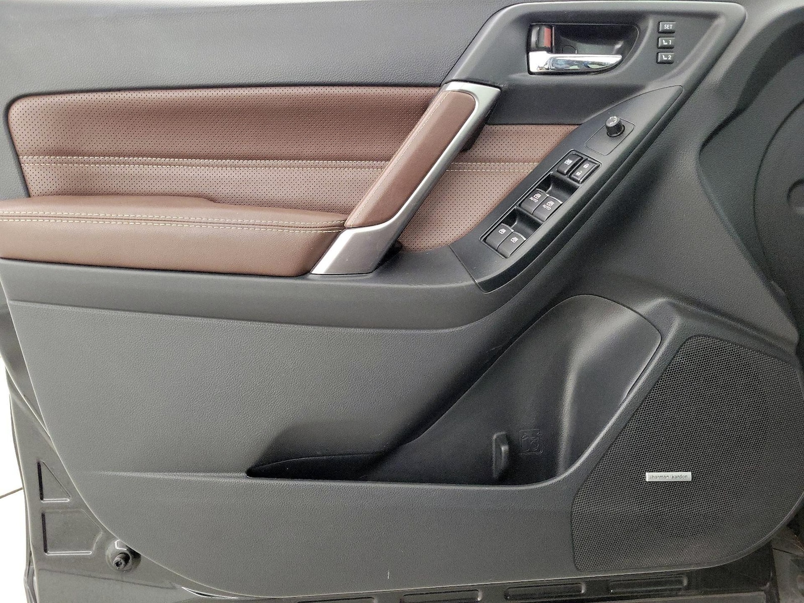 2017 Subaru Forester Touring - Photo 13