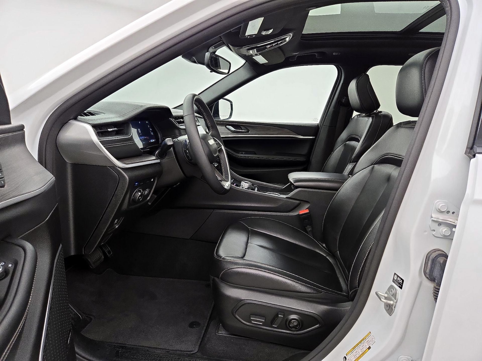 2024 Jeep Grand Cherokee 4xe - Photo 12