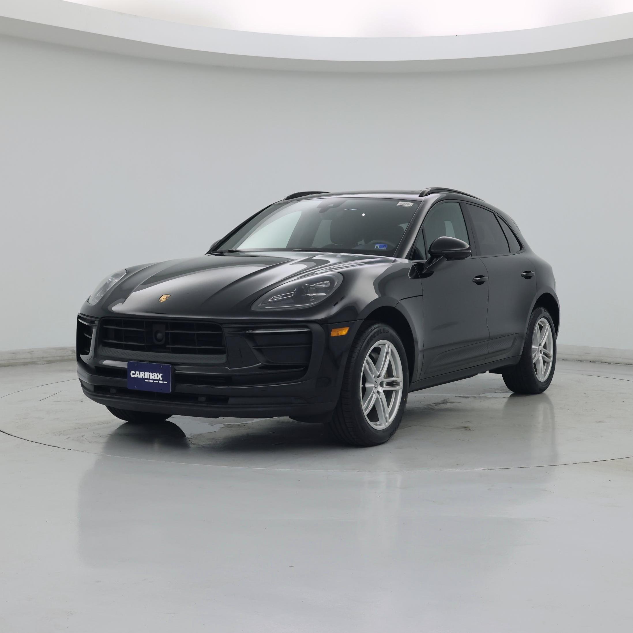 Thumbnail: 2023 Porsche Macan - 4
