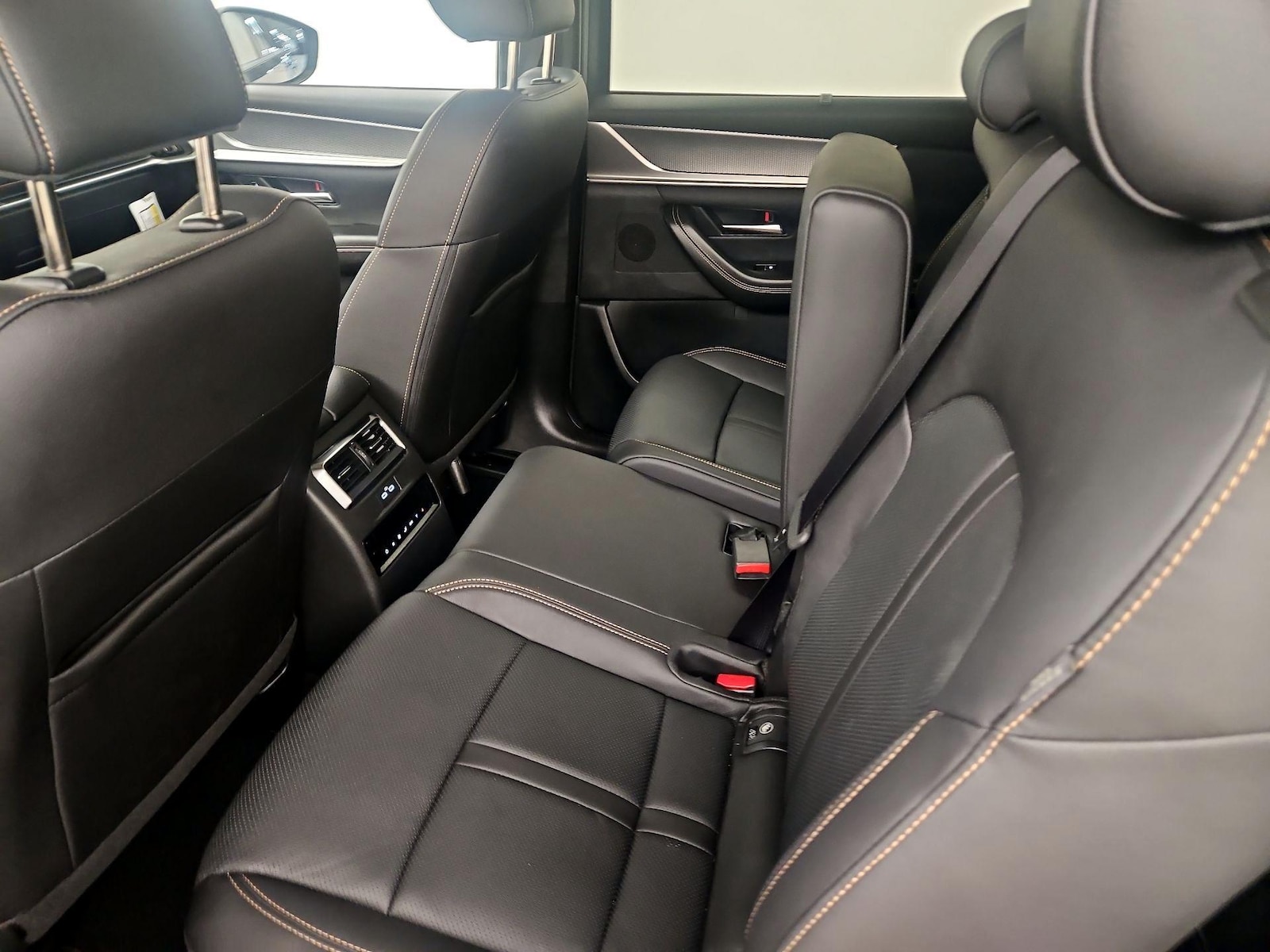Rear Air Conditioning
