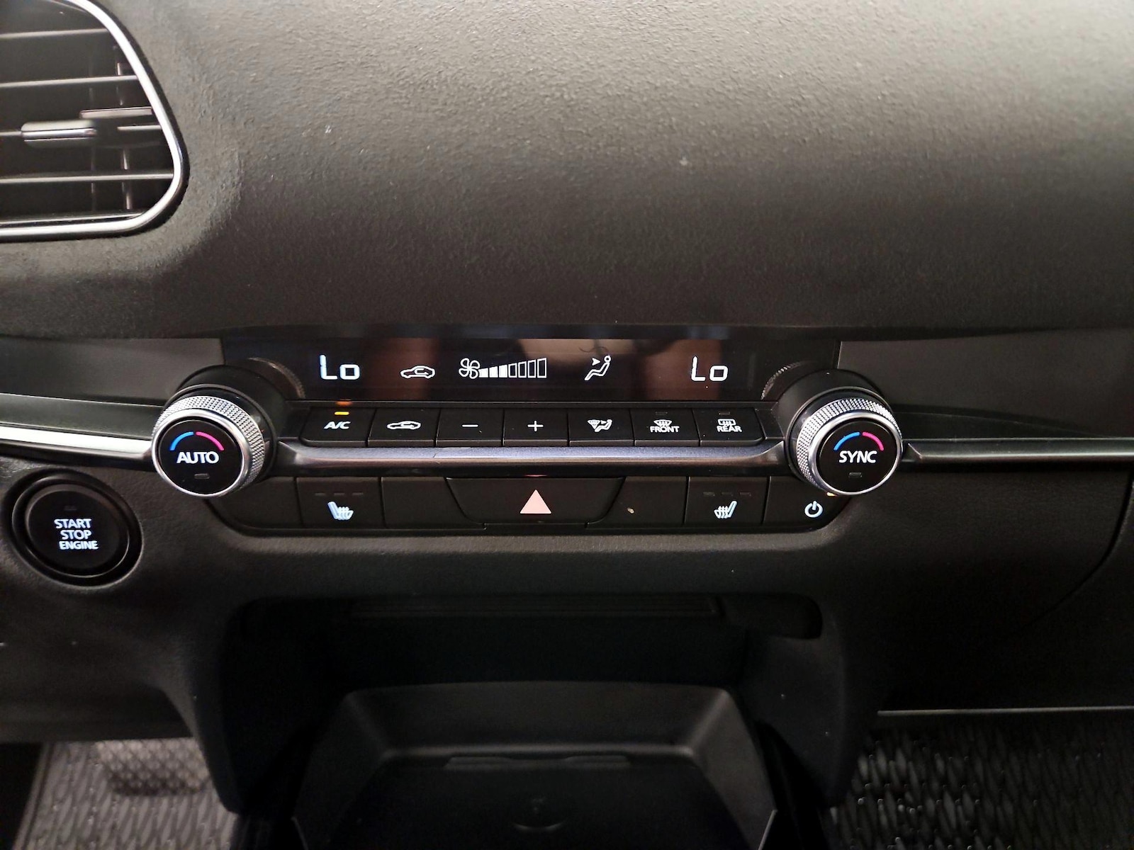 2025 Mazda CX-30 Carbon Turbo - Photo 17
