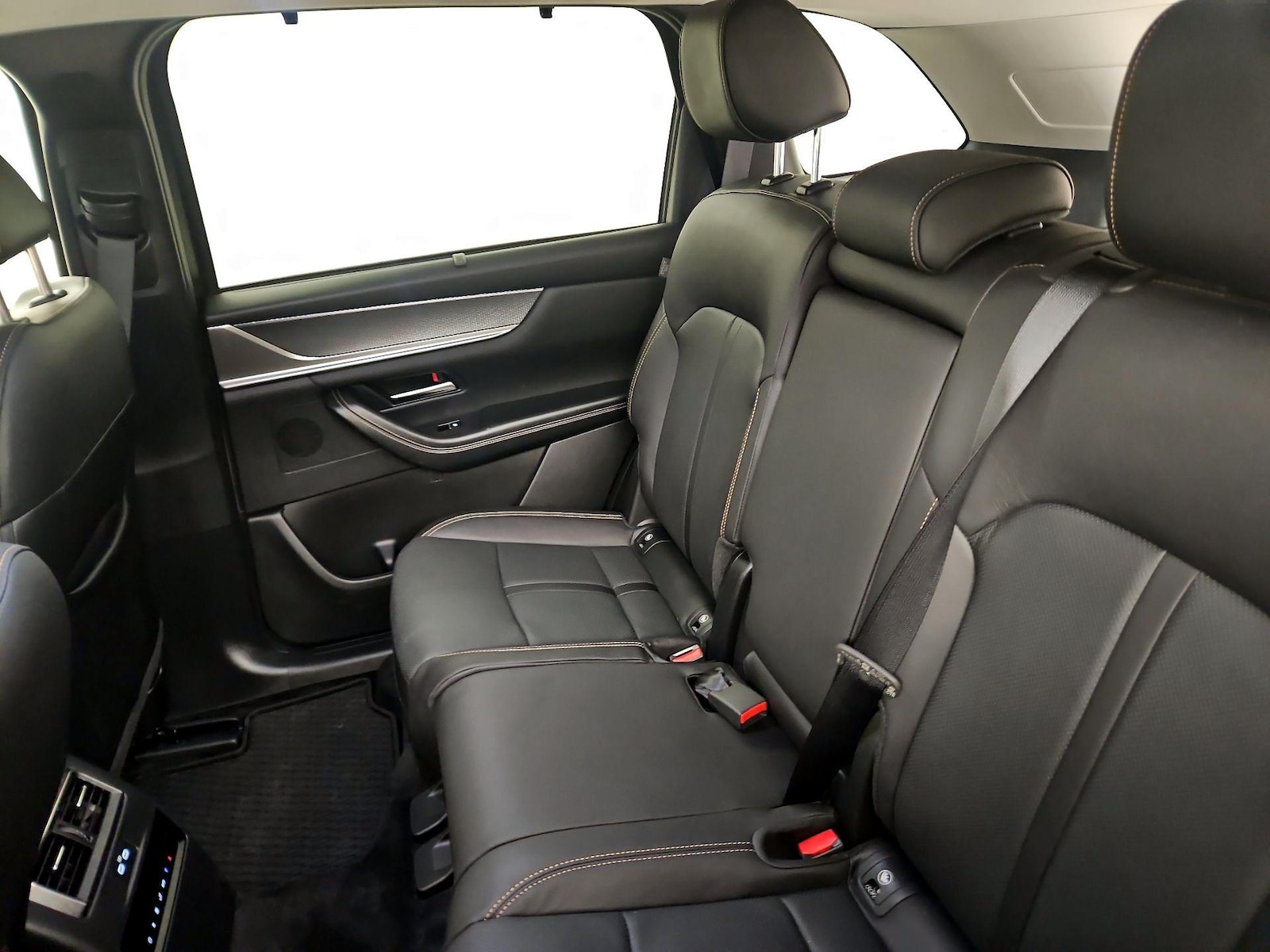 2025 Mazda CX-70 Premium Package - Photo 22