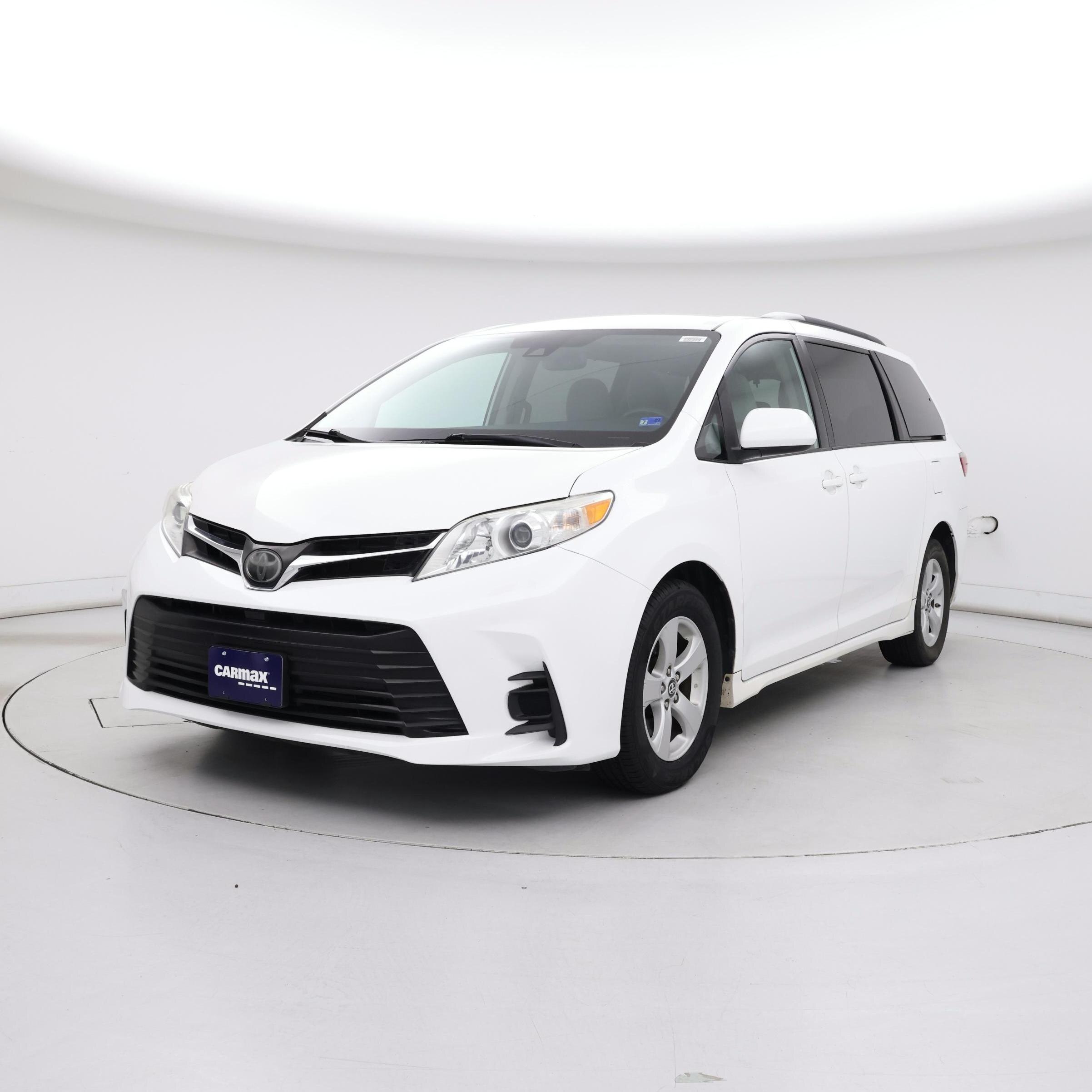 Thumbnail: 2020 Toyota Sienna - 4