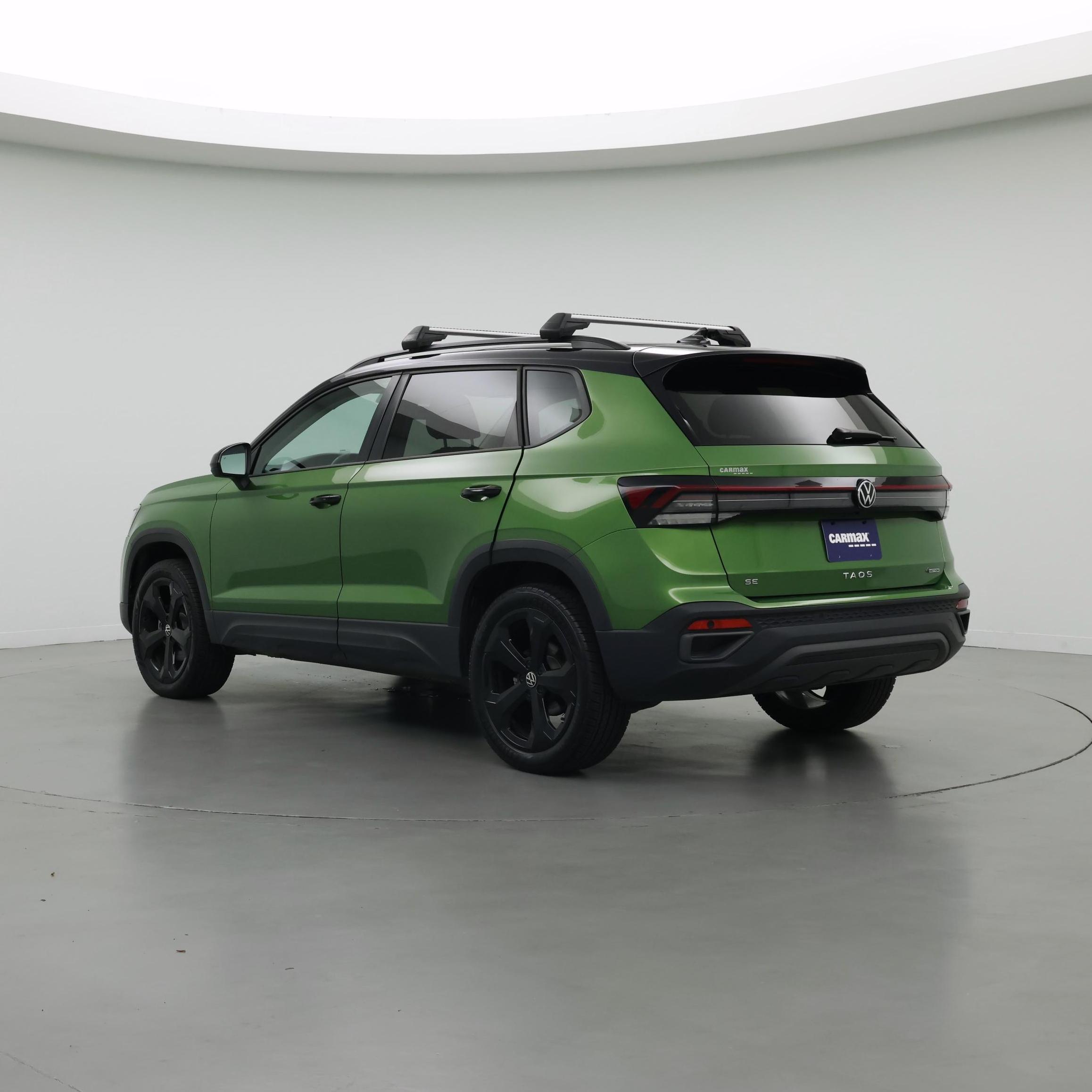 Thumbnail: 2025 Volkswagen Taos - 2