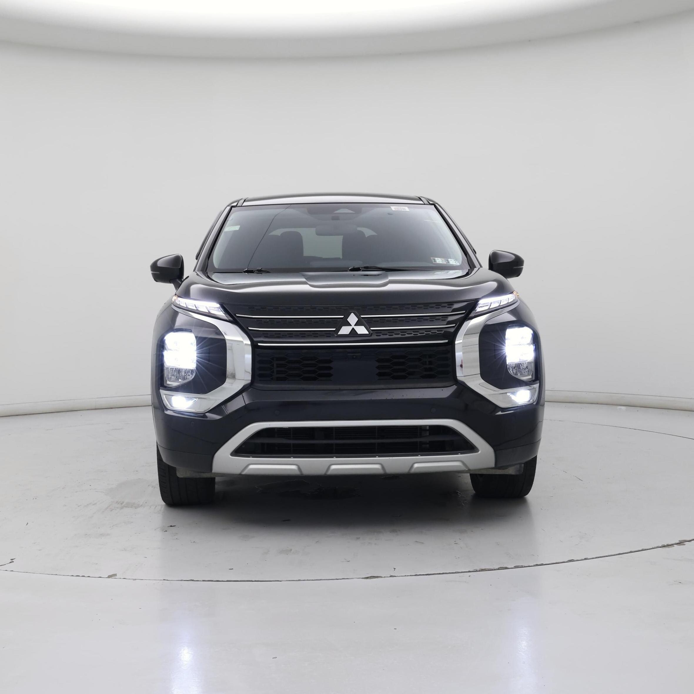 Thumbnail: 2024 Mitsubishi Outlander - 5