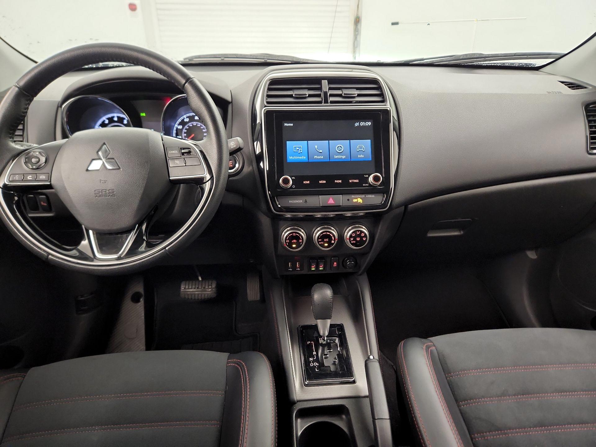 Thumbnail: 2024 Mitsubishi Outlander Sport - 9