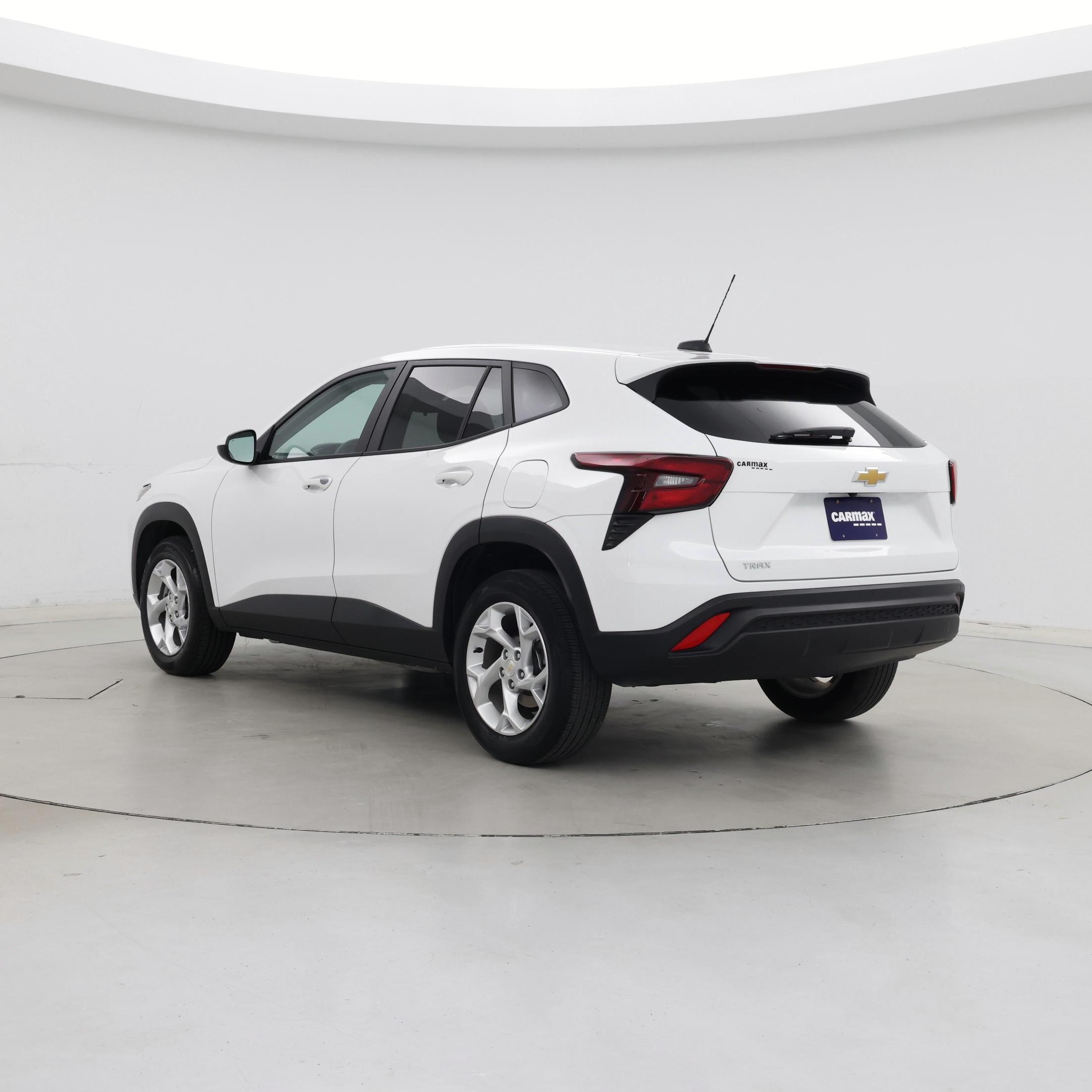 Thumbnail: 2025 Chevrolet Trax - 2