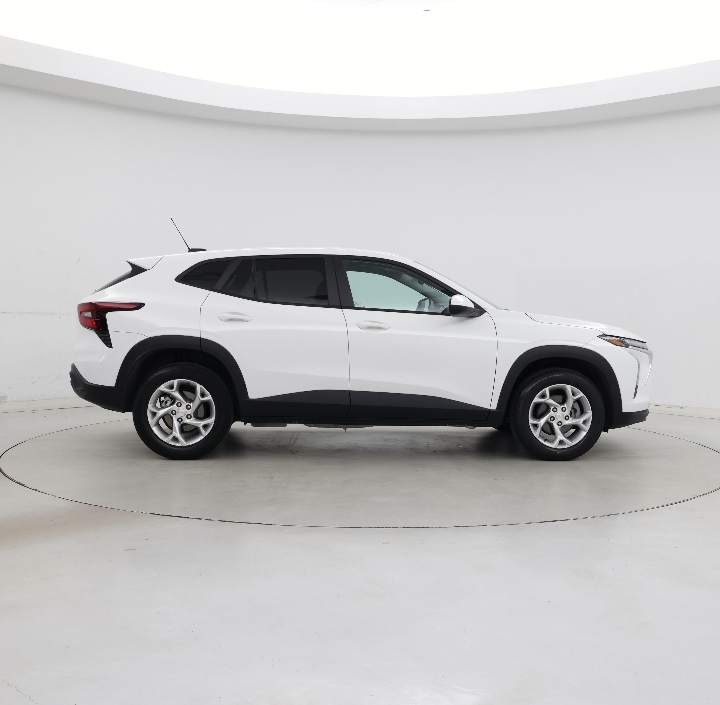 Thumbnail: 2025 Chevrolet Trax - 7