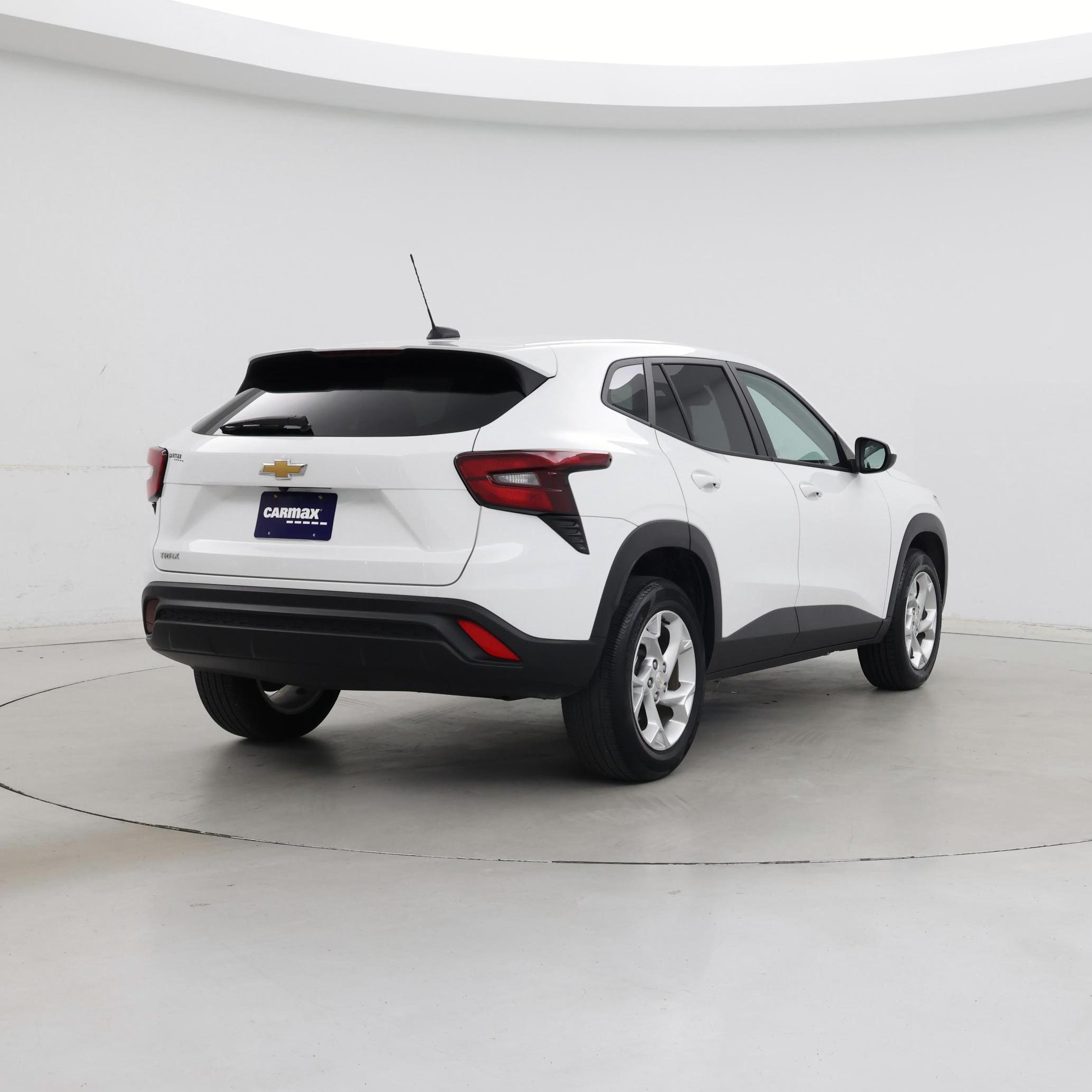 Thumbnail: 2025 Chevrolet Trax - 8