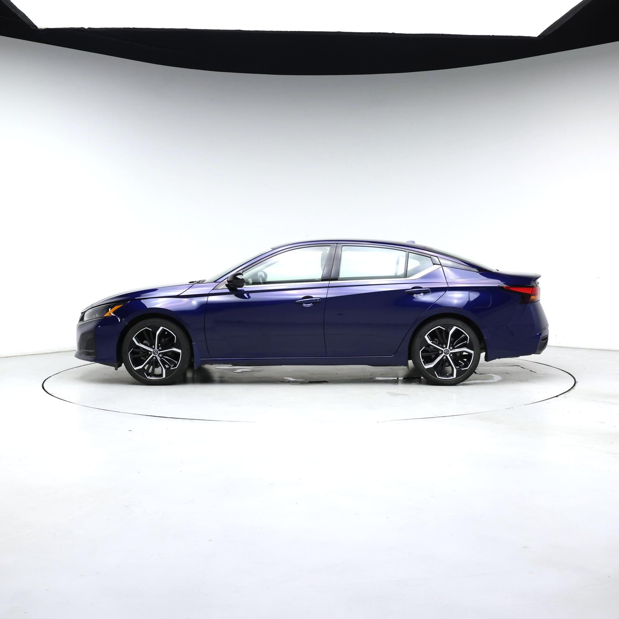 Thumbnail: 2024 Nissan Altima - 3