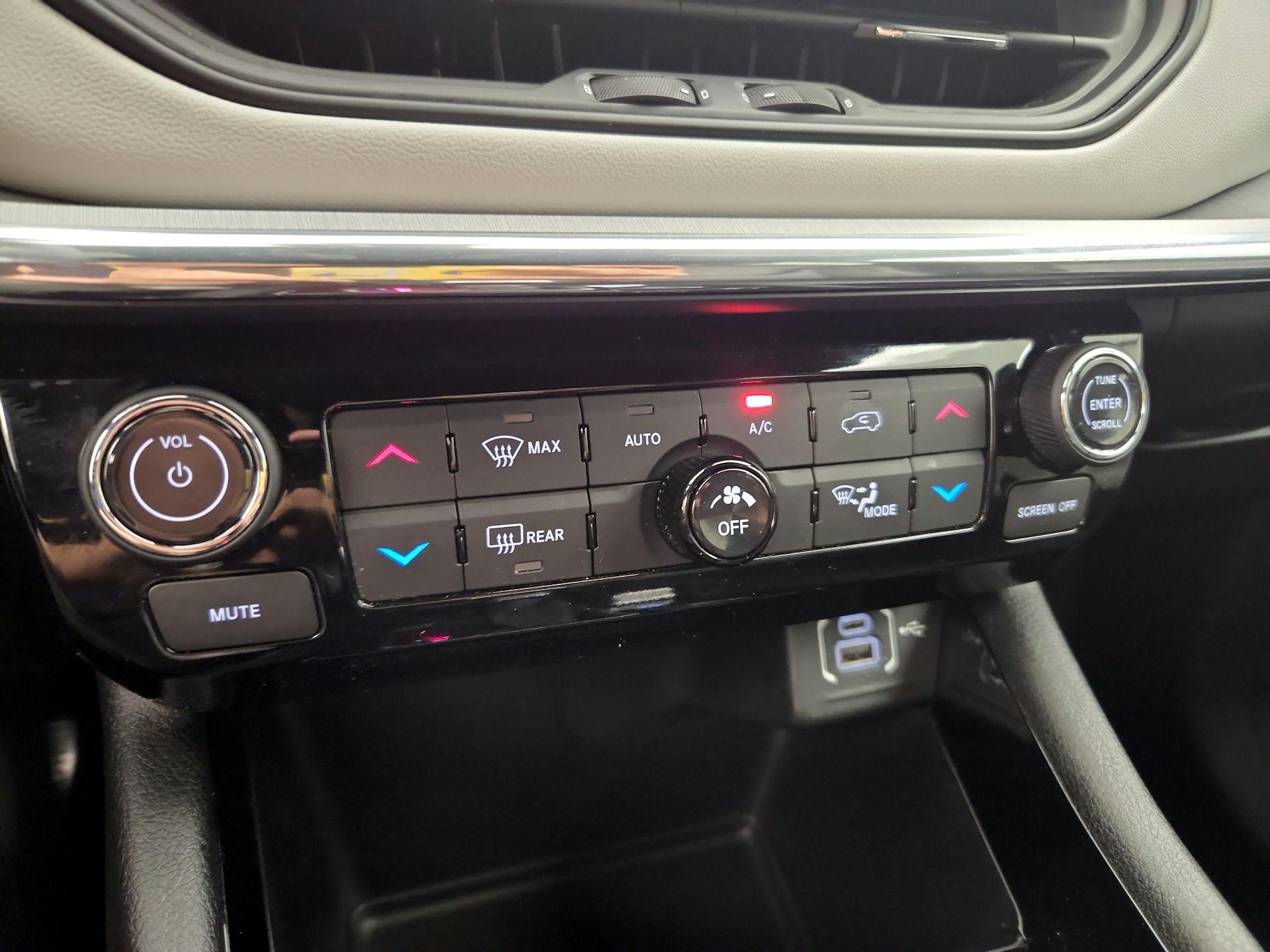 Thumbnail: 2024 Jeep Compass - 16