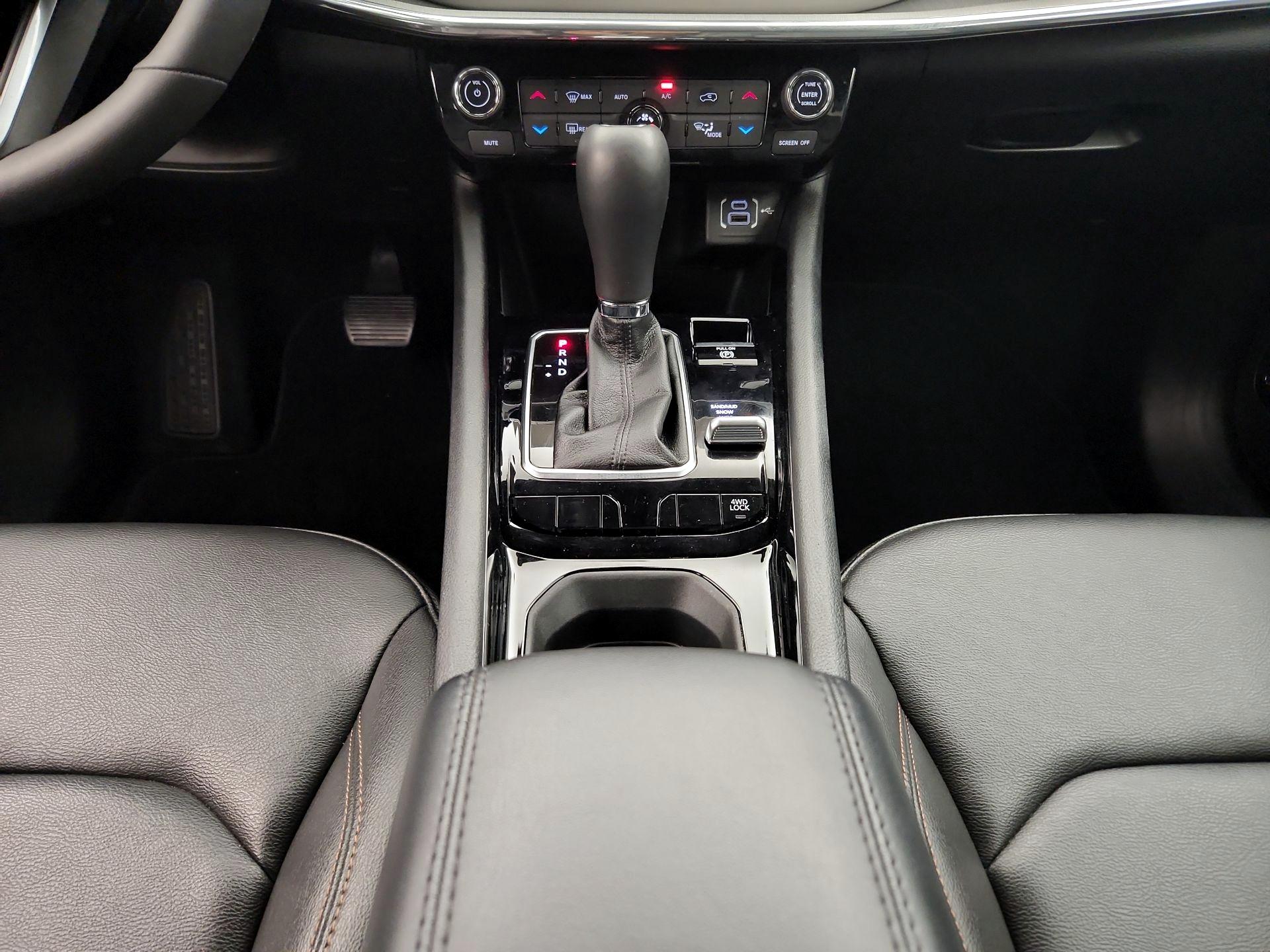 Thumbnail: 2024 Jeep Compass - 17