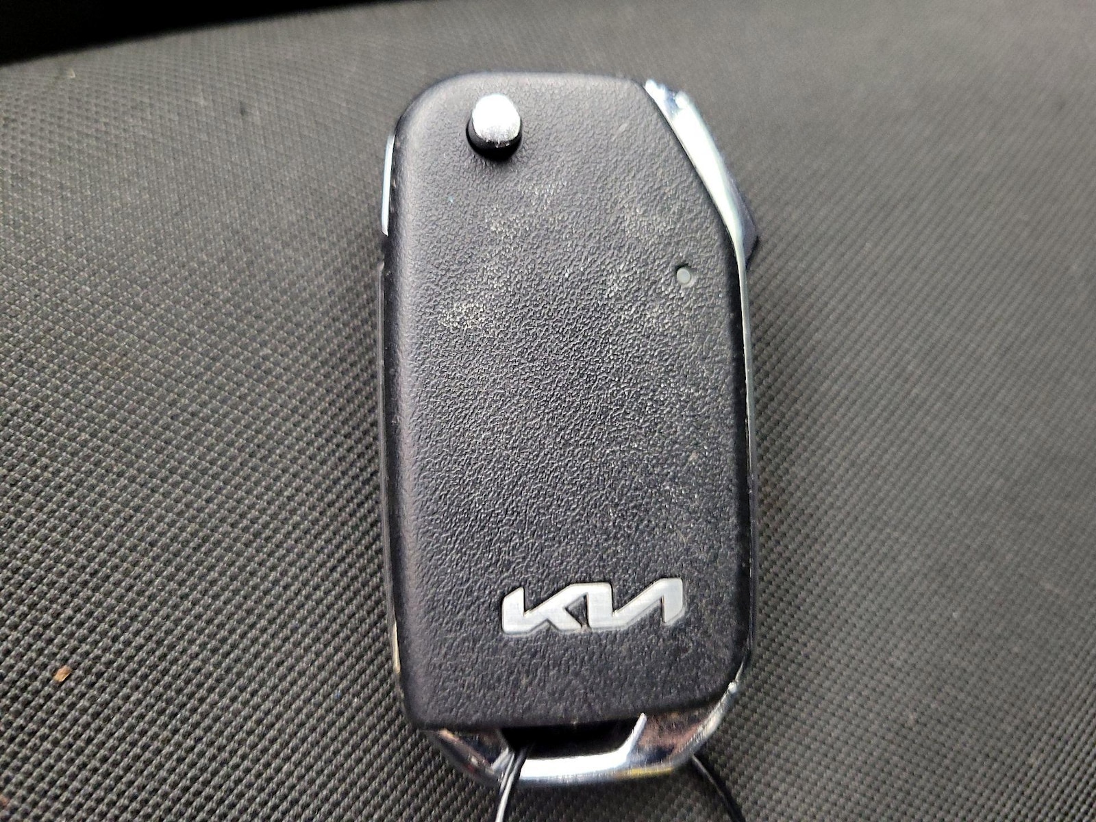 2025 Kia Sportage LX - Photo 23