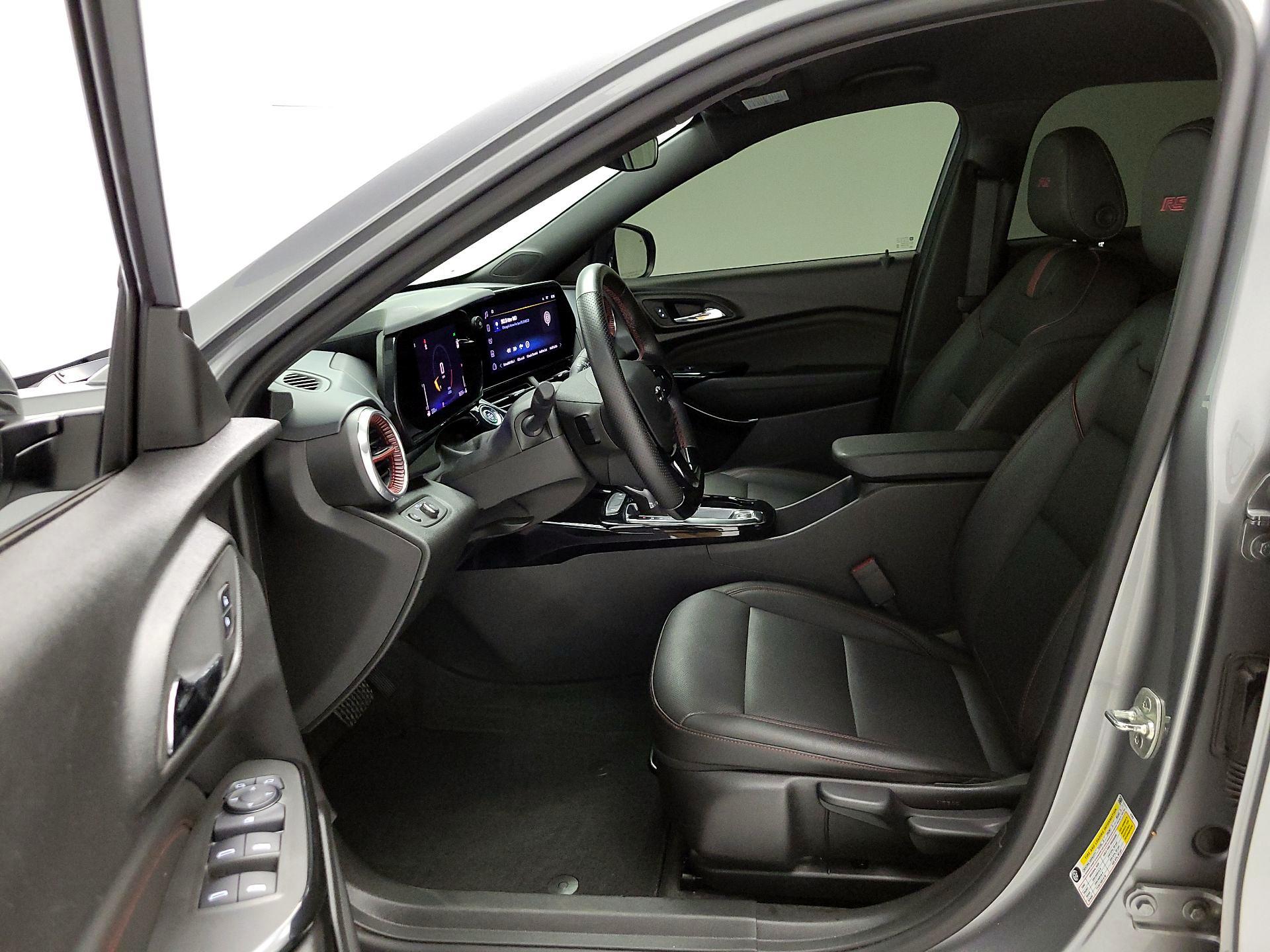 Thumbnail: 2025 Chevrolet Trax - 11