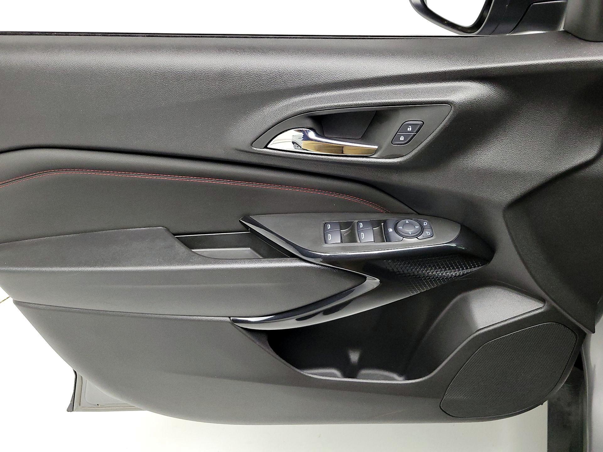 Thumbnail: 2025 Chevrolet Trax - 12