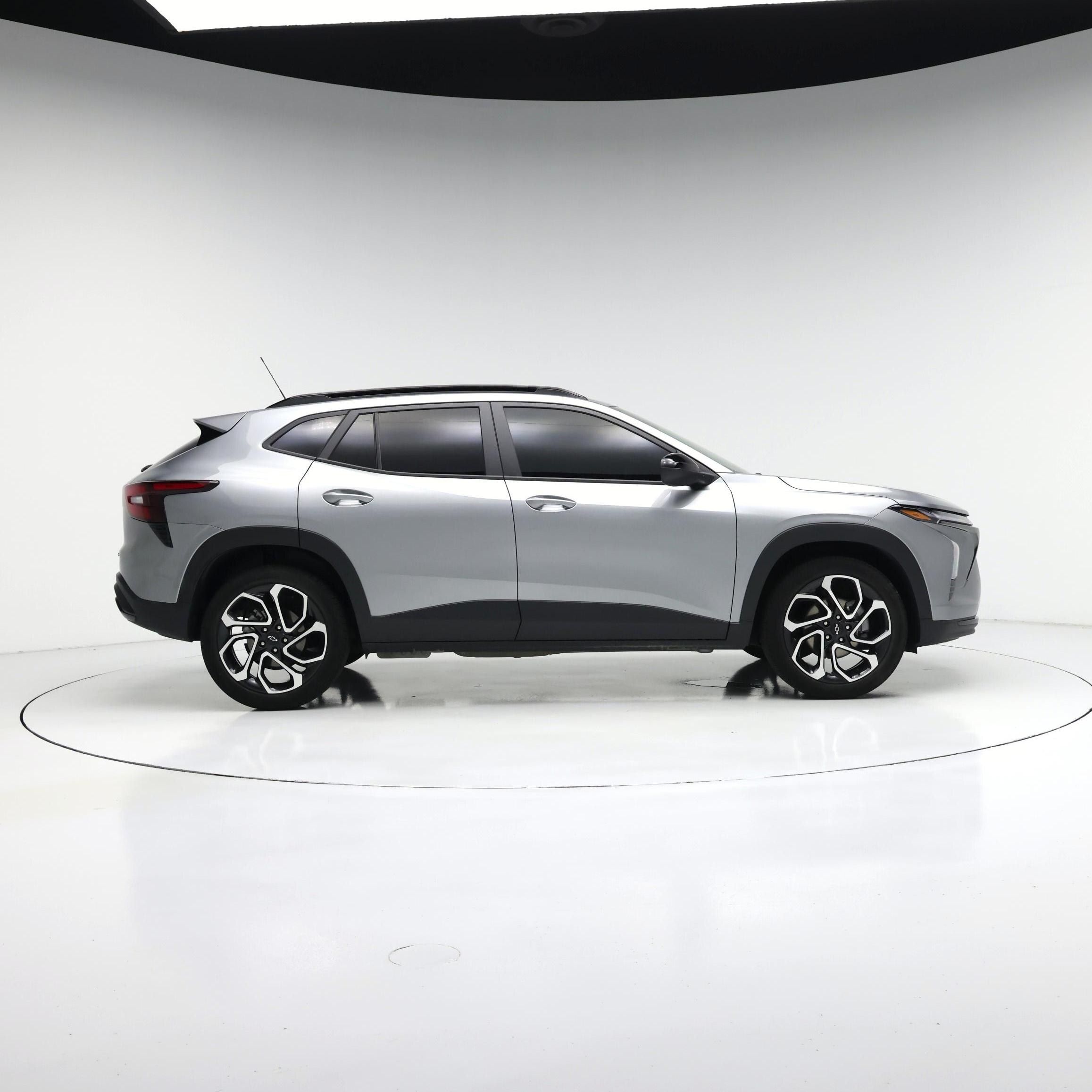 Thumbnail: 2025 Chevrolet Trax - 7