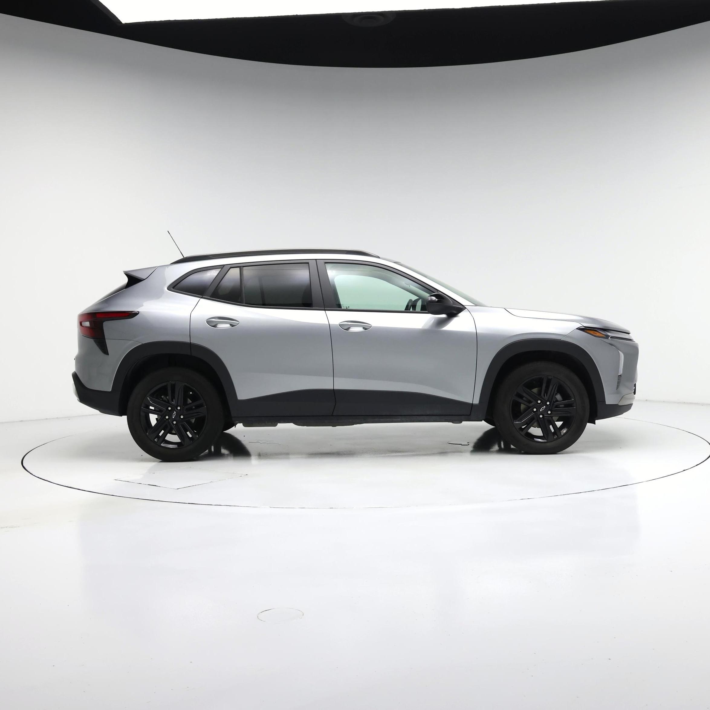 Thumbnail: 2025 Chevrolet Trax - 7