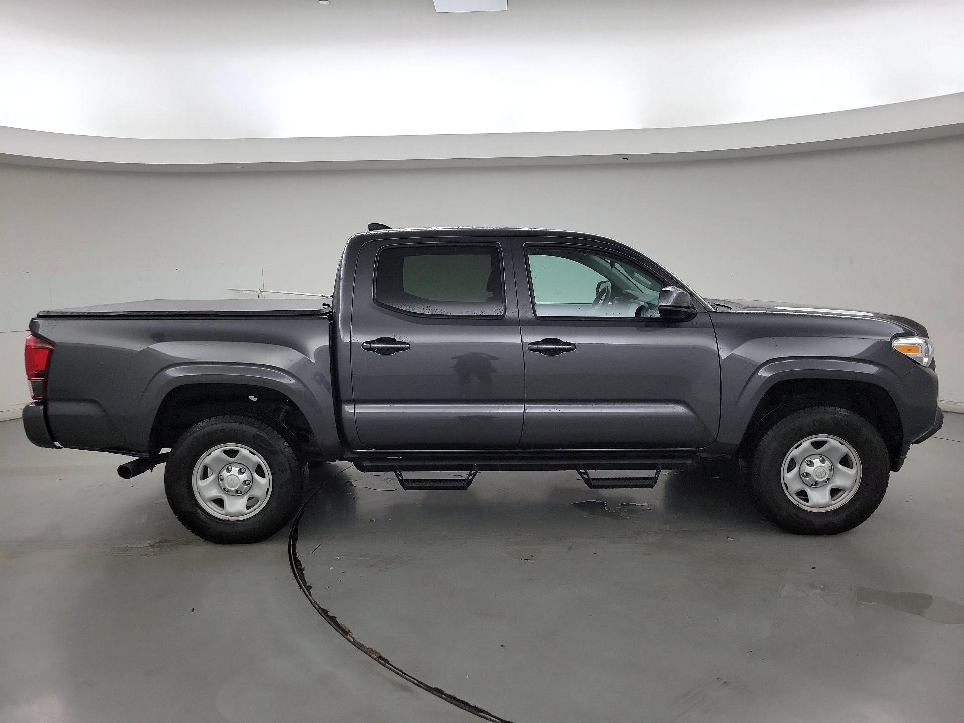 Thumbnail: 2023 Toyota Tacoma - 4