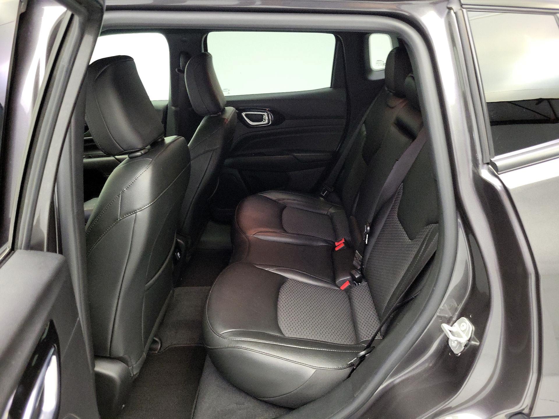 Thumbnail: 2022 Jeep Compass - 19
