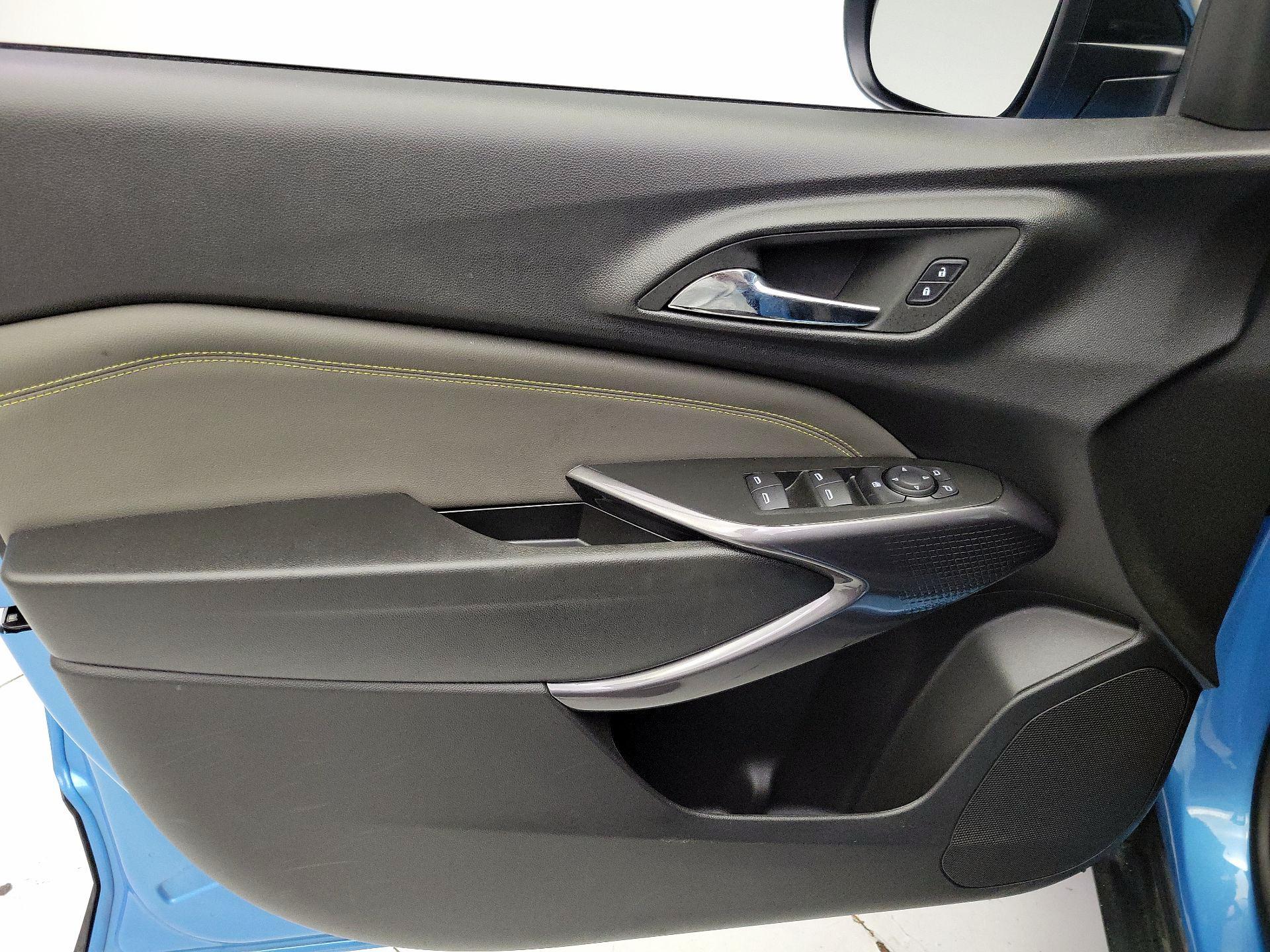 Thumbnail: 2025 Chevrolet Trax - 12