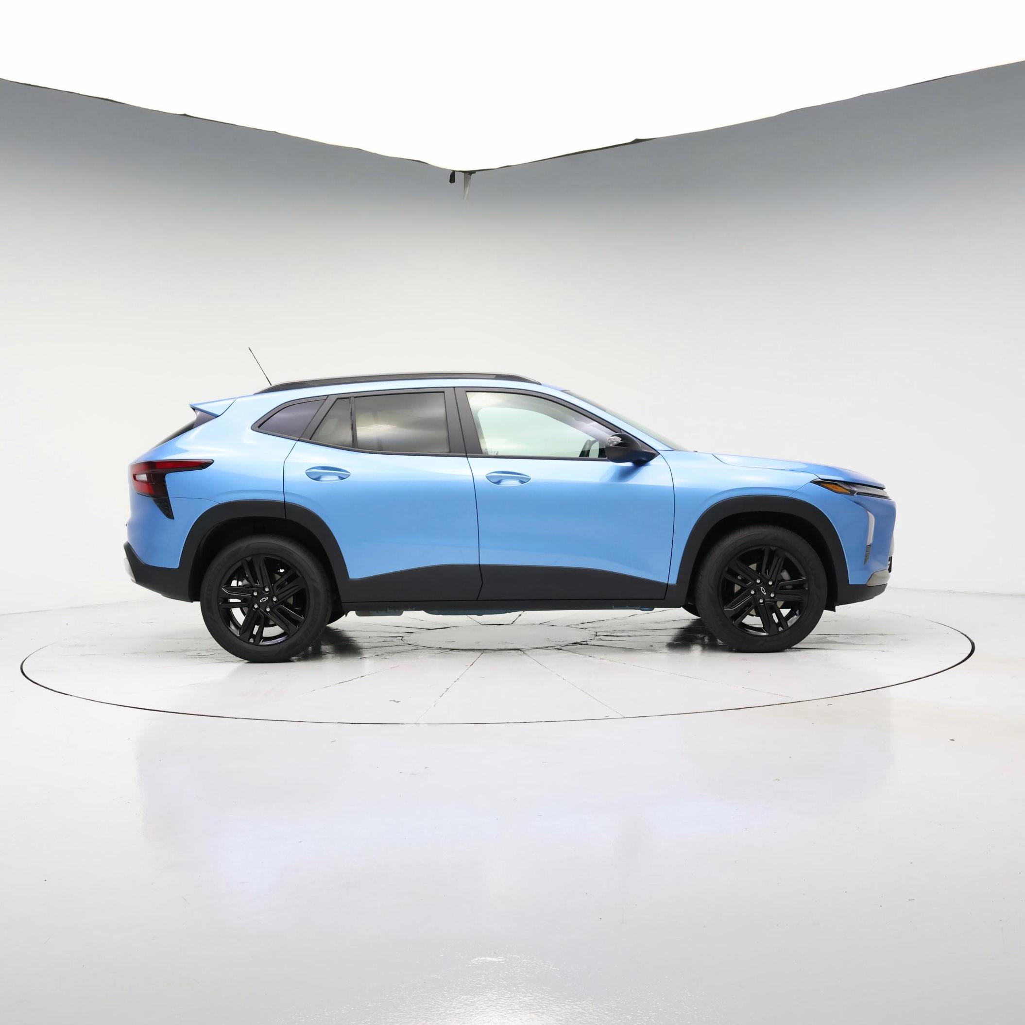 Thumbnail: 2025 Chevrolet Trax - 7