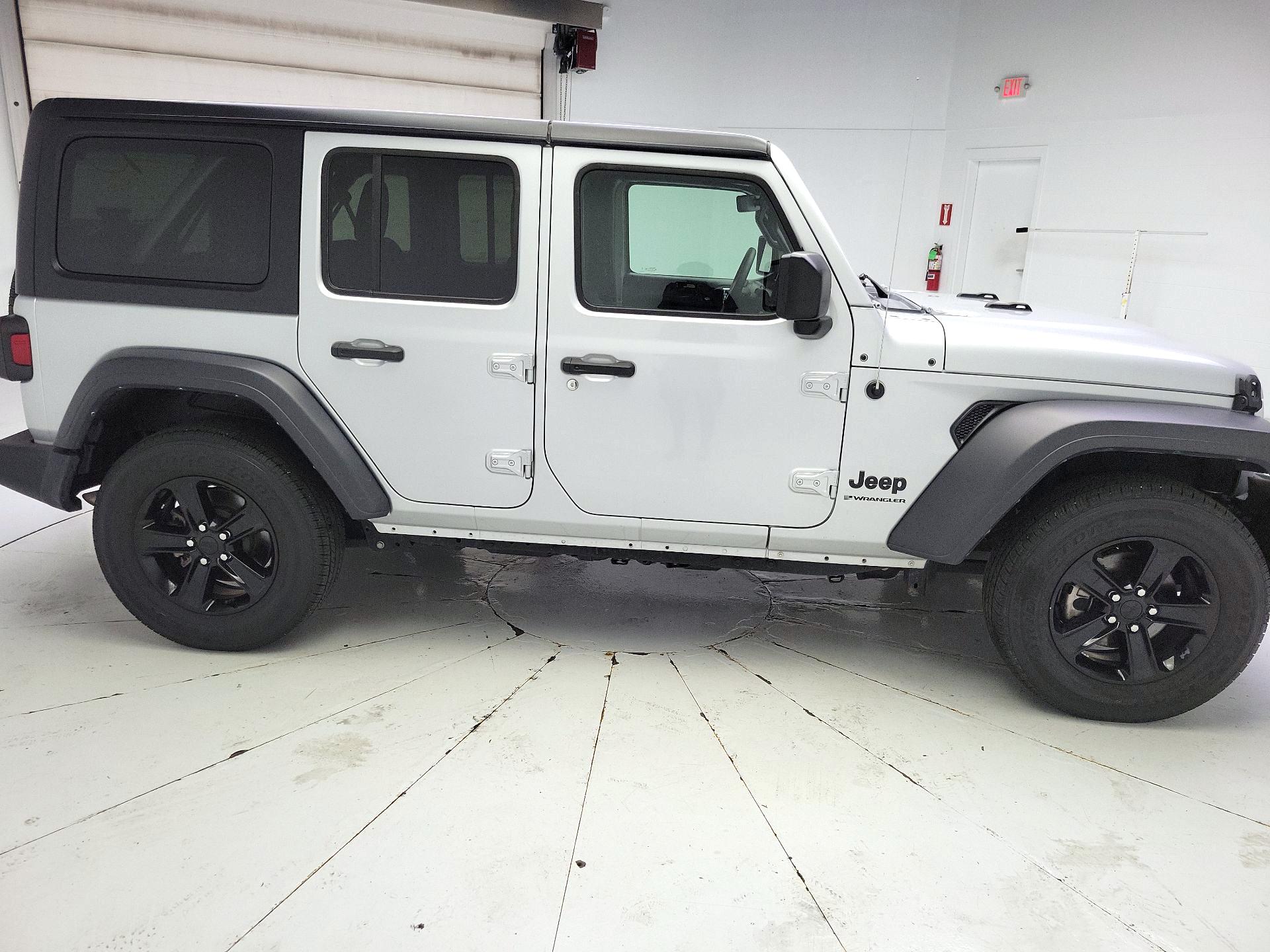 Thumbnail: 2023 Jeep Wrangler - 4