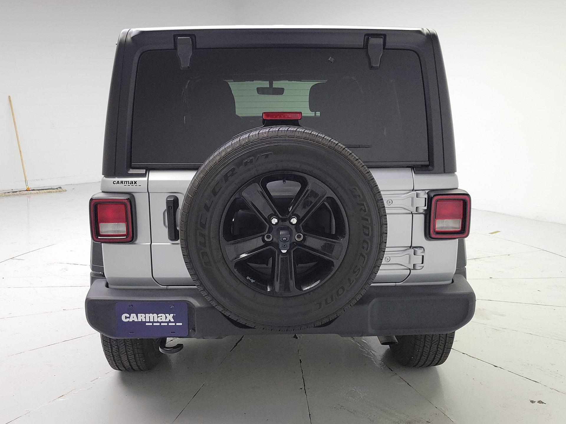 Thumbnail: 2023 Jeep Wrangler - 6