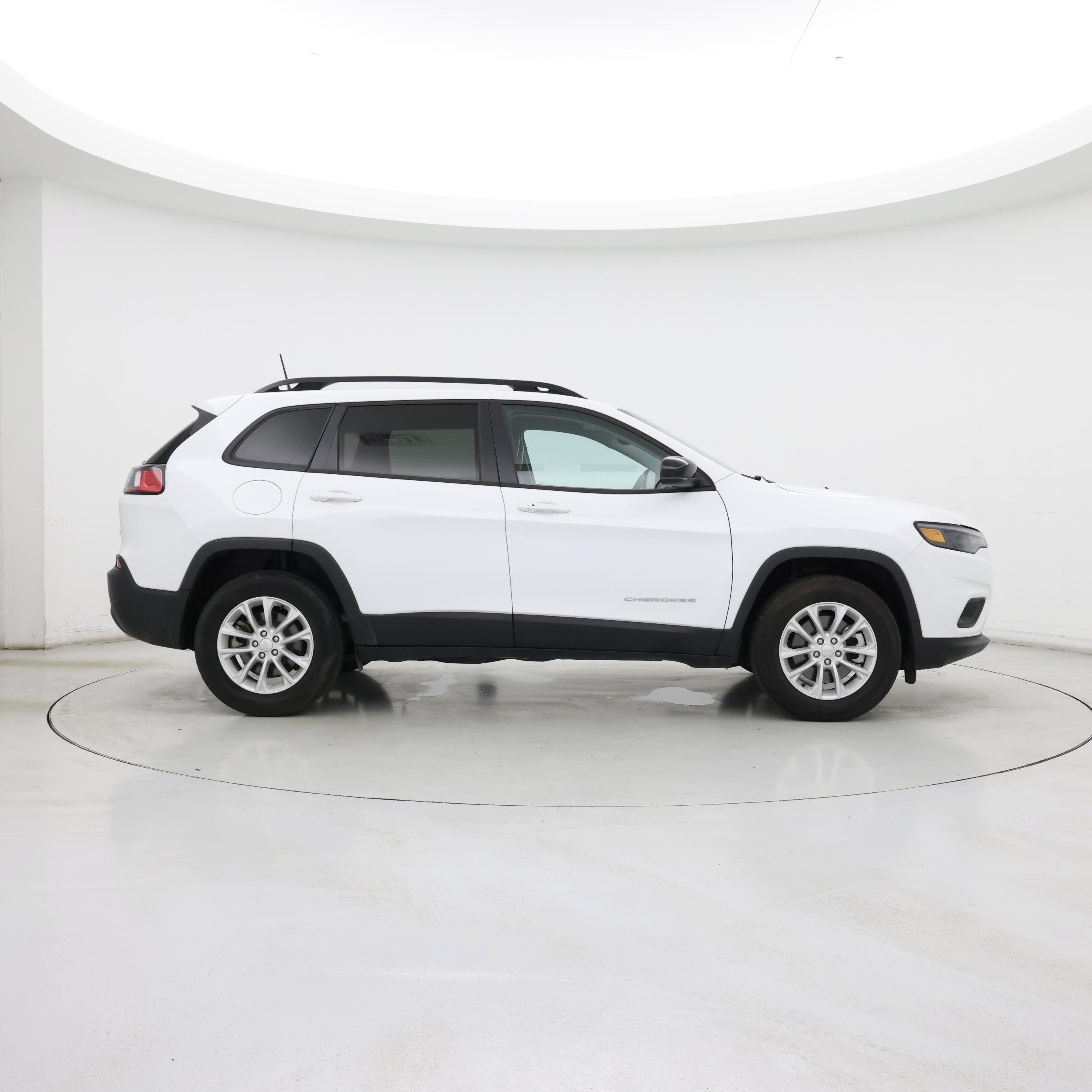 Thumbnail: 2022 Jeep Cherokee - 7