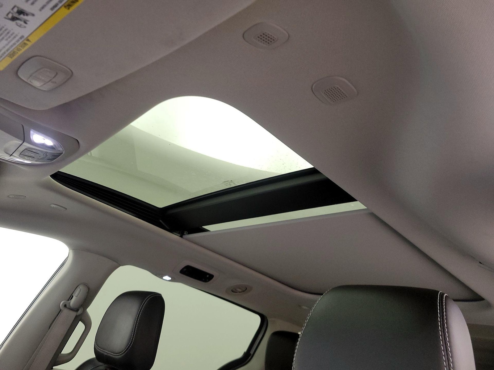 2023 Chrysler Pacifica Hybrid Limited - Photo 21