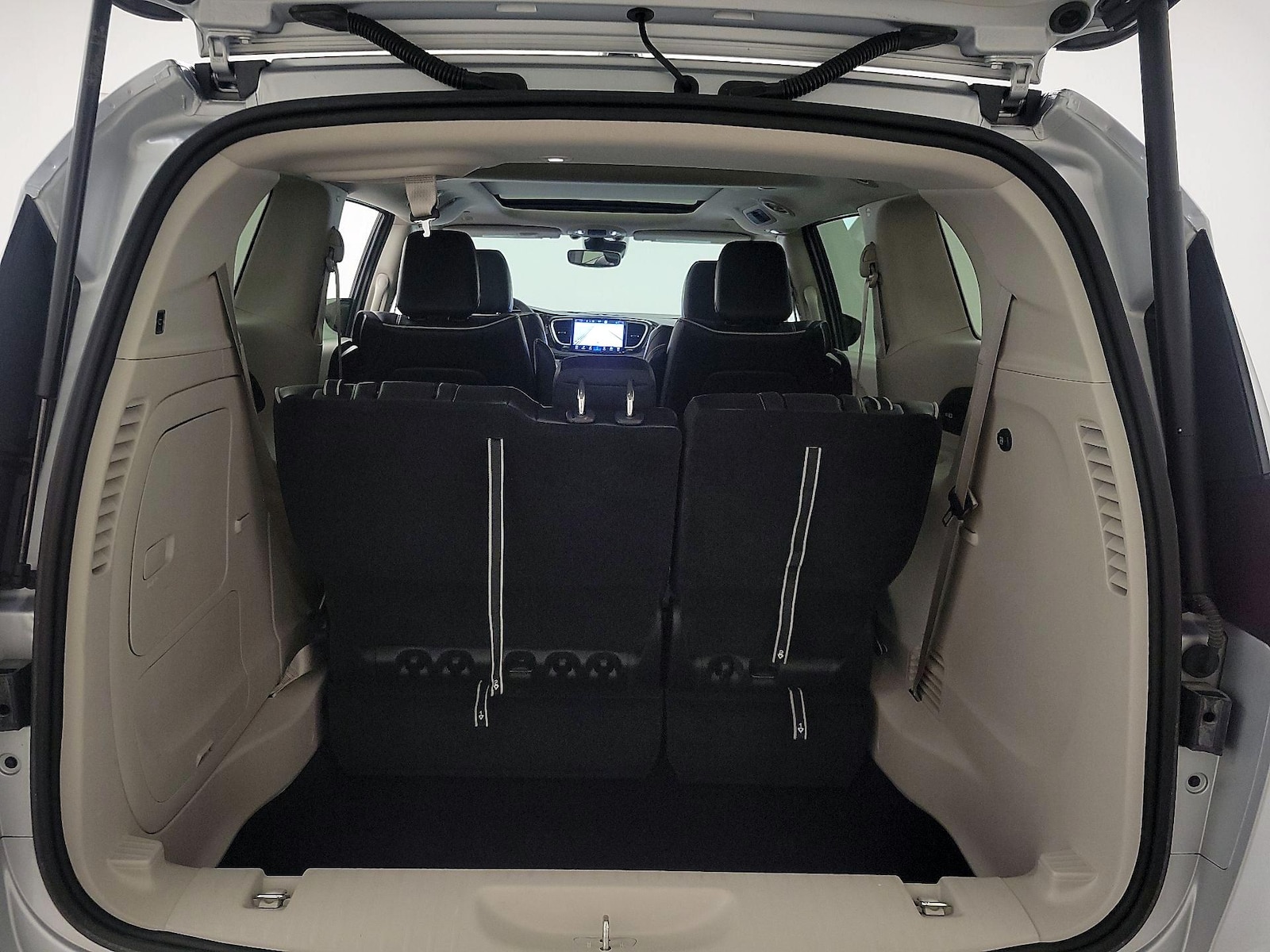 2023 Chrysler Pacifica Hybrid Limited - Photo 24